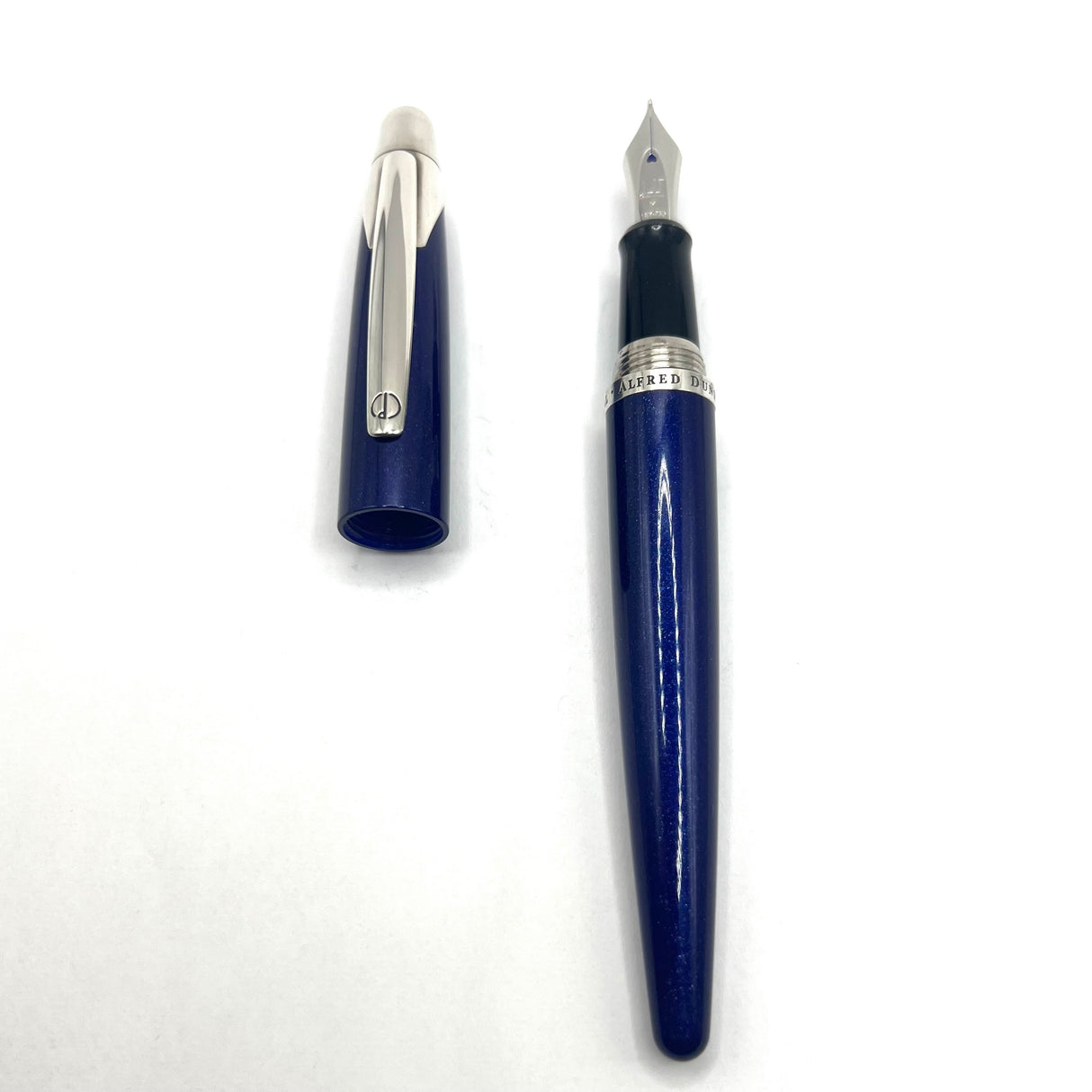 Alfred Dunhill AD2000 Cobalt Blue Galaxy Fountain Pen- Medium 18kt Gold Nib