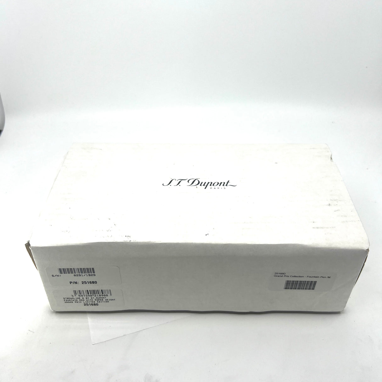 S.T.Dupont F1 Grand Prix Limited Edition Fountain Pen - Medium 18kt Gold Nib