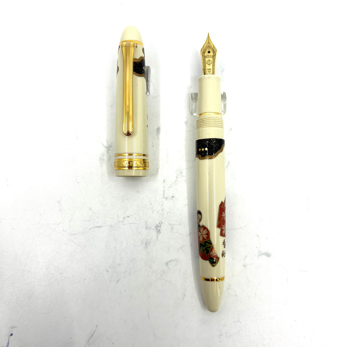 Sailor Profit Maki-e Tale of Genji White Fountain Pen