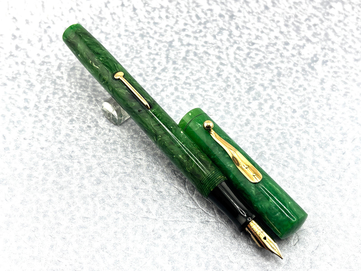 Aikin Lambert New York "Mercantile" Jade Green Celluloid - Fountain Pen