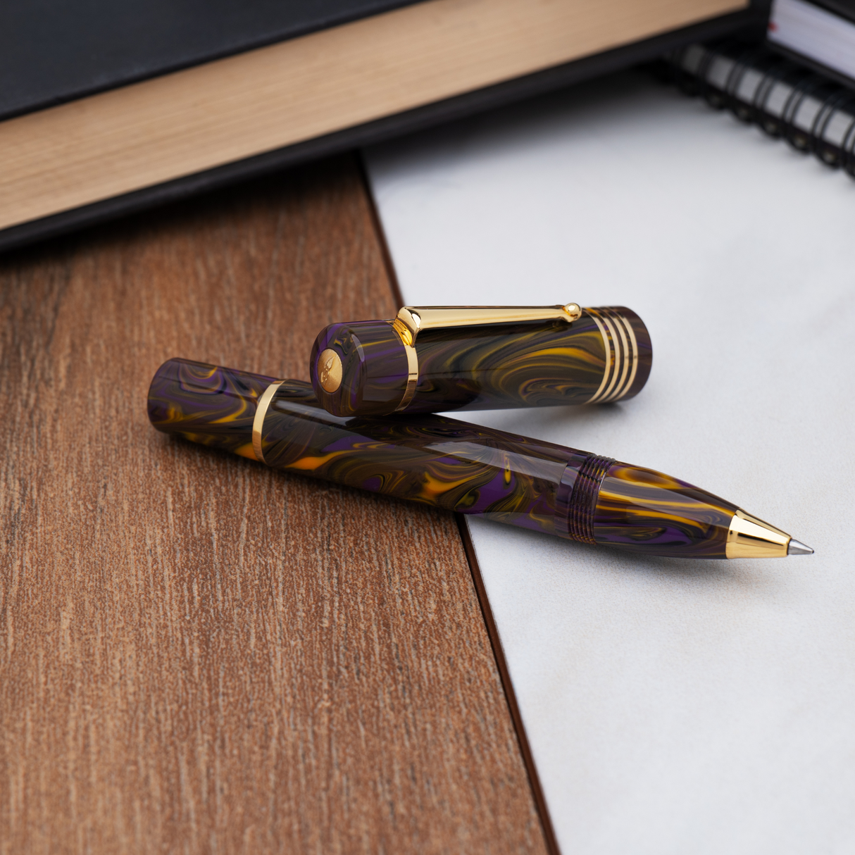 Delta Neo Gallery Iris Gold Trim Ballpoint