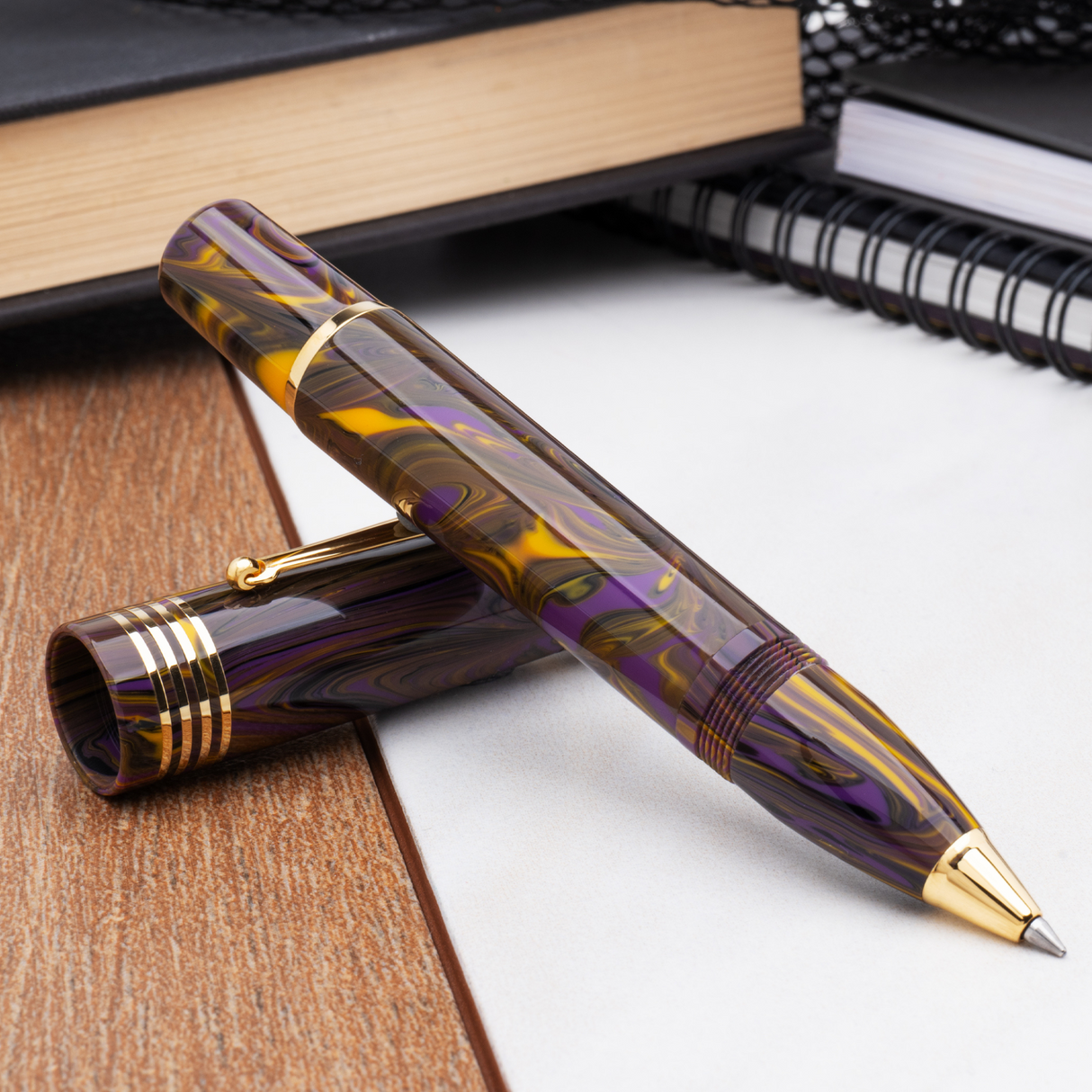 Delta Neo Gallery Iris Gold Trim Ballpoint