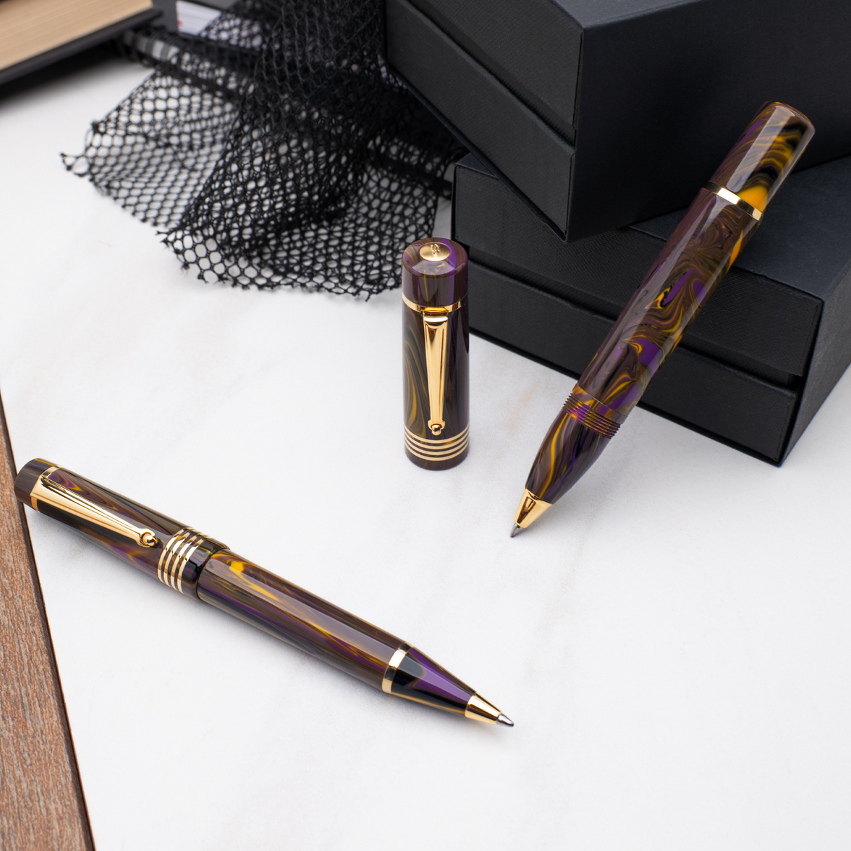 Delta Neo Gallery Iris Gold Trim Ballpoint