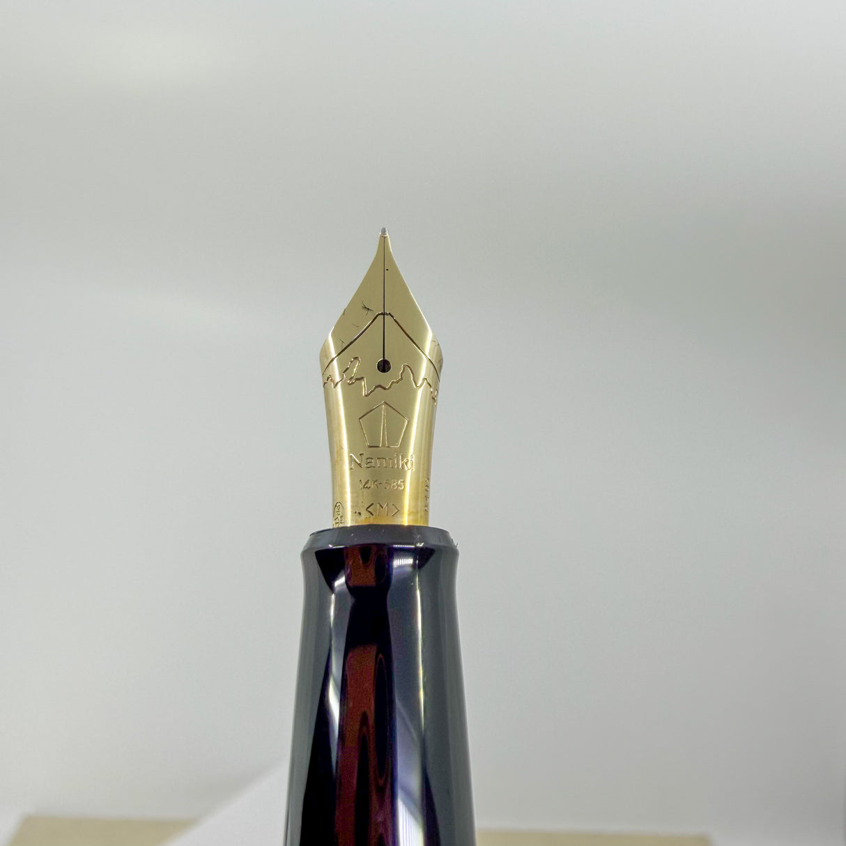 Namiki Nippon Art Chinese Phoenix Fountain Pen - Medium 14kt Gold Nib