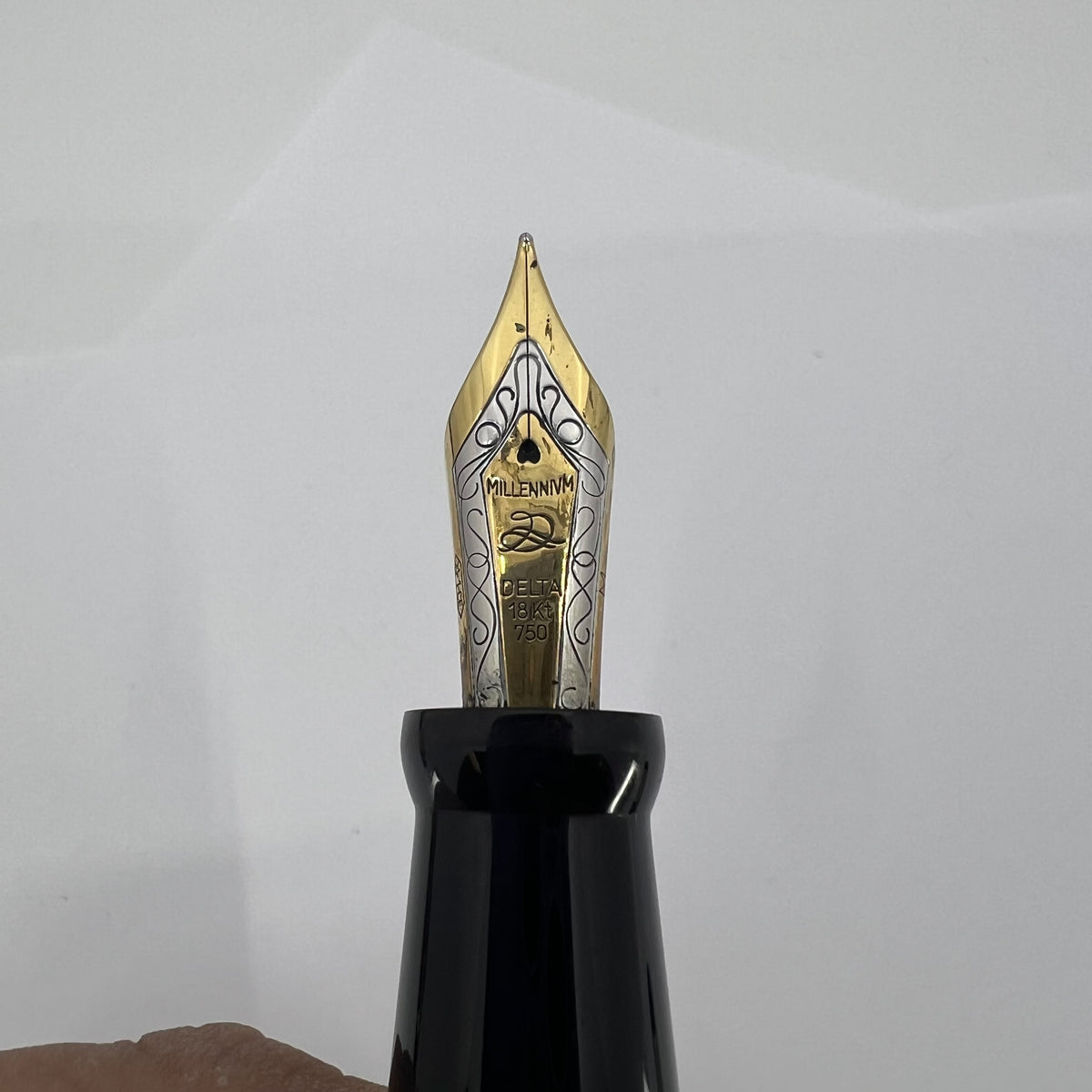 Delta Jubileum Sterling Silver Lever-Fill Limited Edition Fountain Pen - Medium 18kt Gold Nib