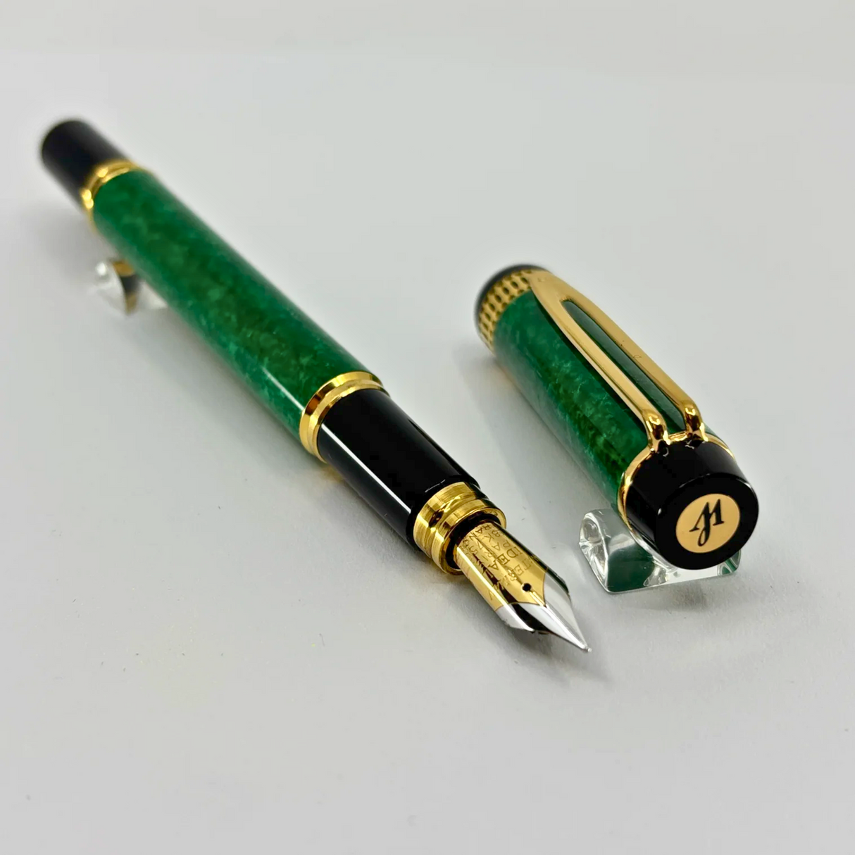 Waterman Patrician Green Marble Fountain Pen- Fine 18kt Gold Nib