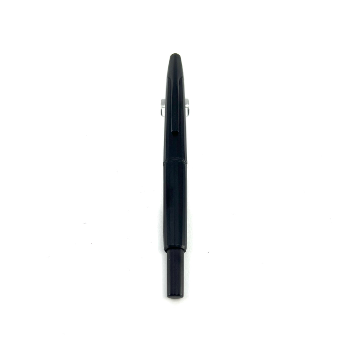 Pilot Namiki Black Matte Vanishing Point Fountain Pen - Classic Style Multi-Facetted Body - Circa 1995 - Medium 14kt Gold Nib
