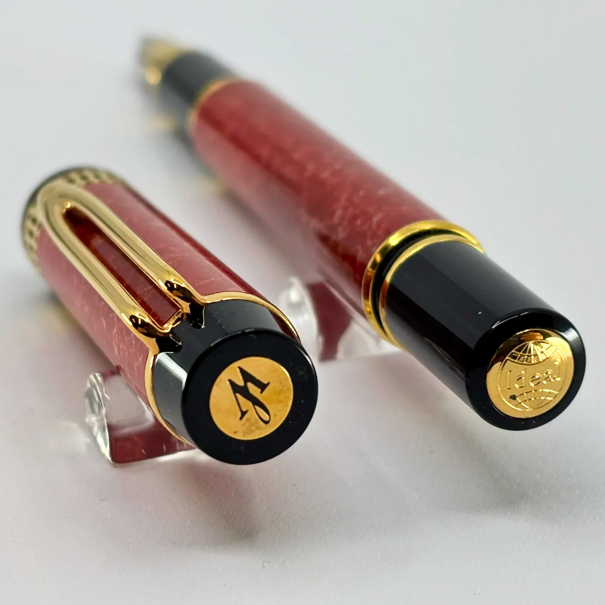 Waterman Patrician Red Coral Marble Fountain Pen- Fine 18kt Gold Nib
