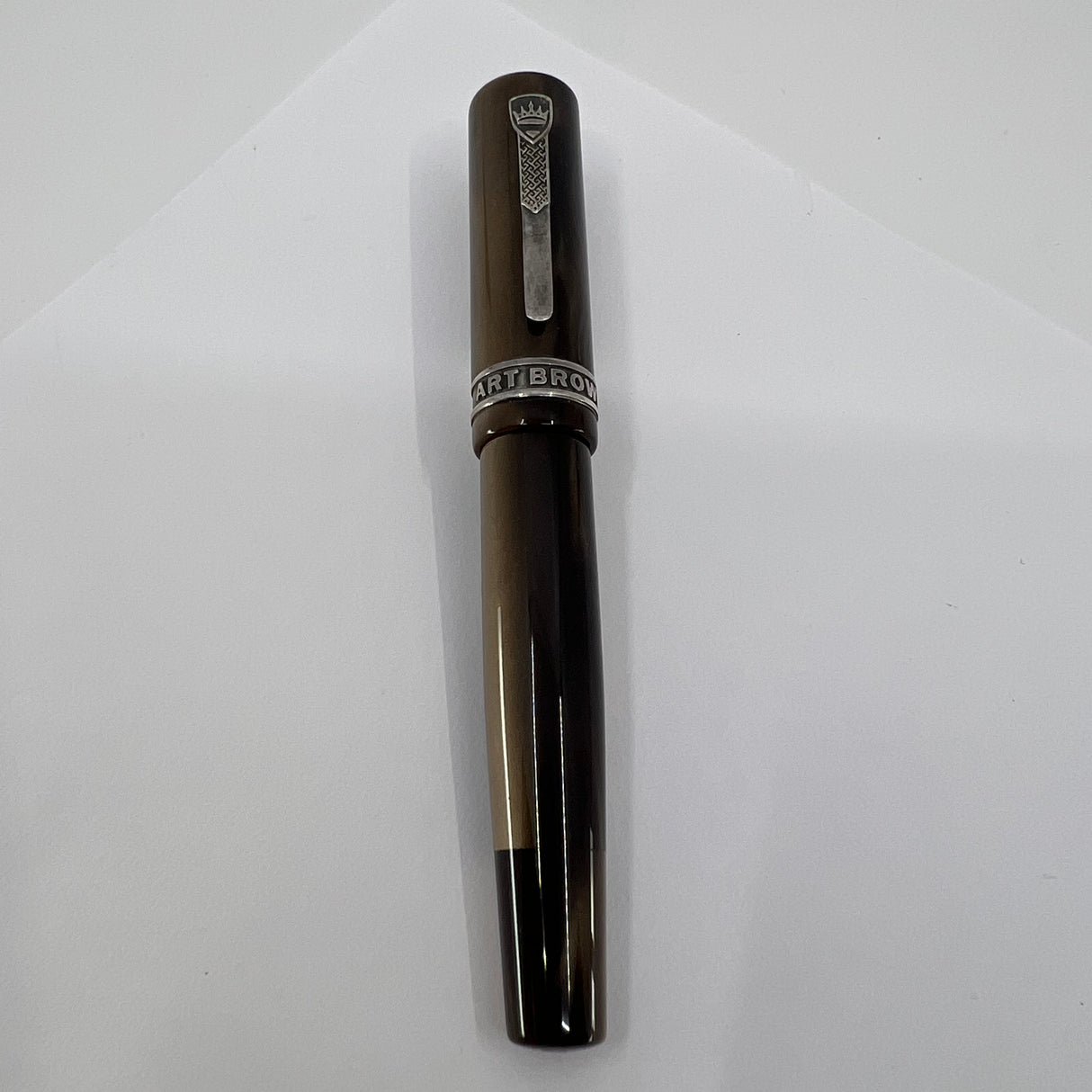 Krone Lustrous Brown Limited Edition Commemorating Iconic NYC Pen Shop Art Brown's 80th Anniversary - Medium 18kt Gold Nib