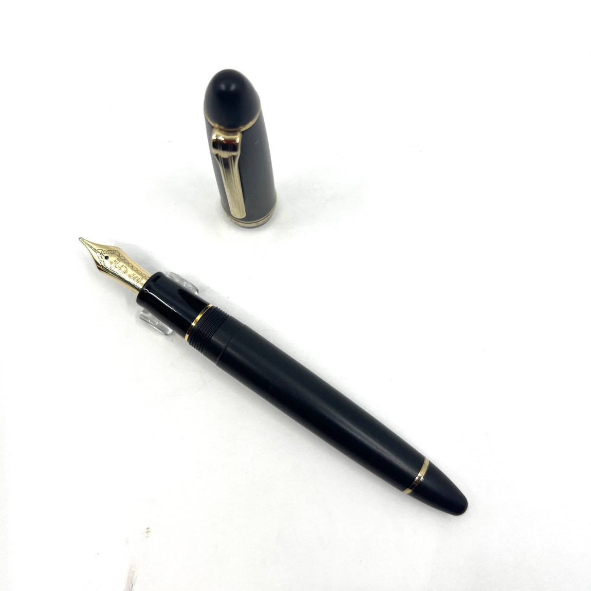 Sailor 1911L Profit Black Matte Fountain Pen - Naginata Jr. Medium Togi 21Kt Gold Nib