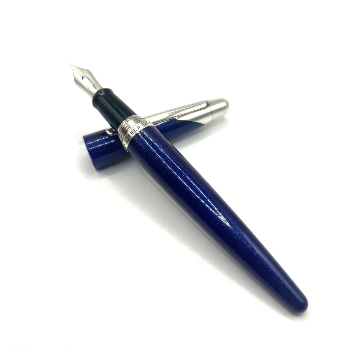 Alfred Dunhill AD2000 Cobalt Blue Galaxy Fountain Pen- Medium 18kt Gold Nib