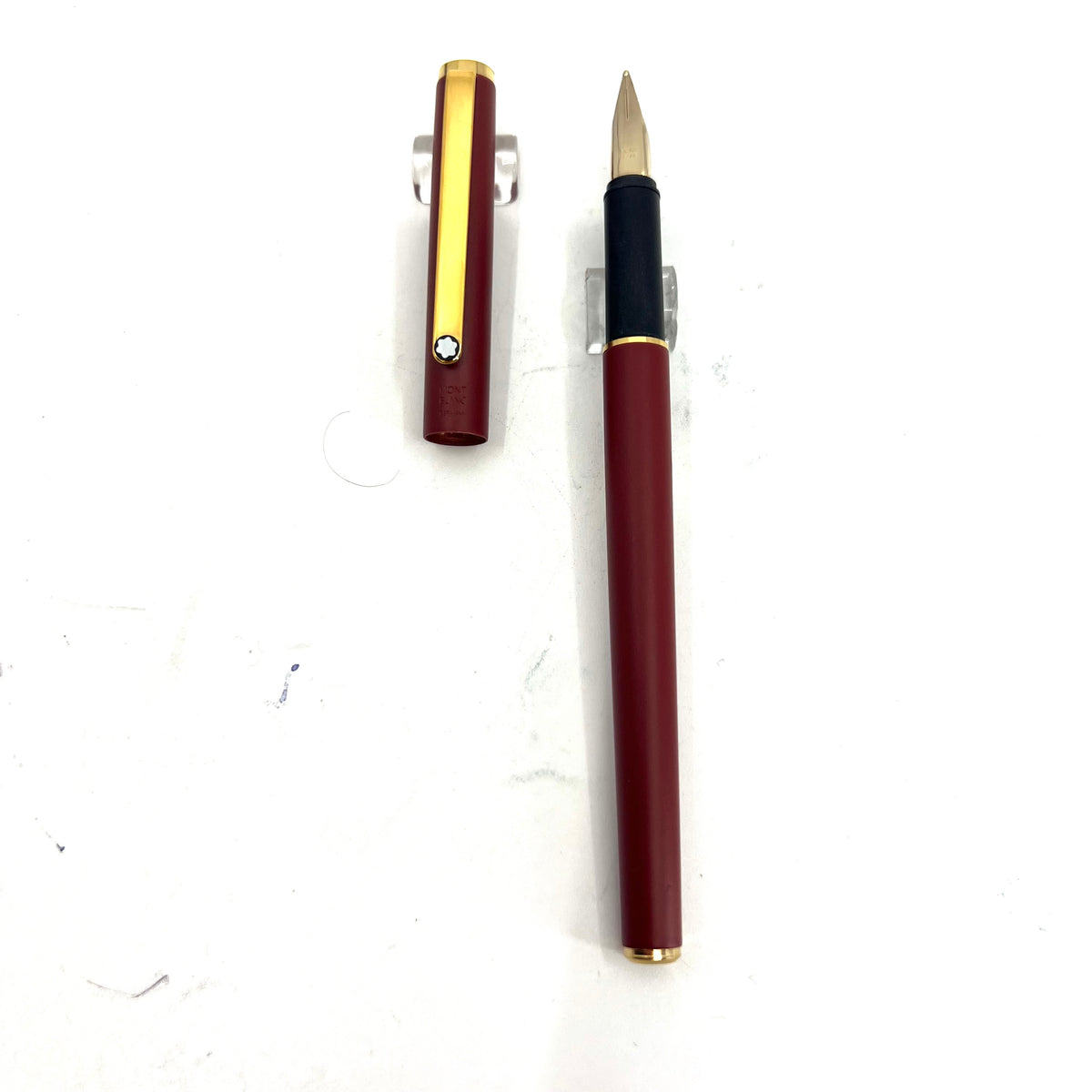 Montblanc Noblesse Matte Burgundy Fountain Pen