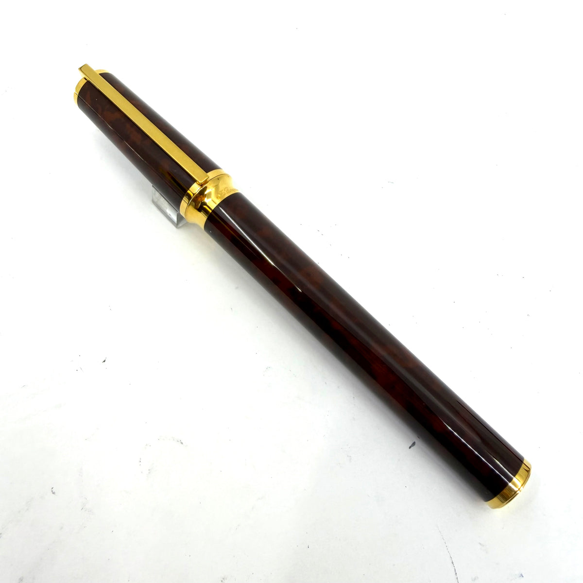 S. T. Dupont Montparnasse Chairman (Largest) Tortoiseshell Laque de Chine Fountain Pen - Fine 18kt Gold Nib - Rarely Found in MINT Condition!
