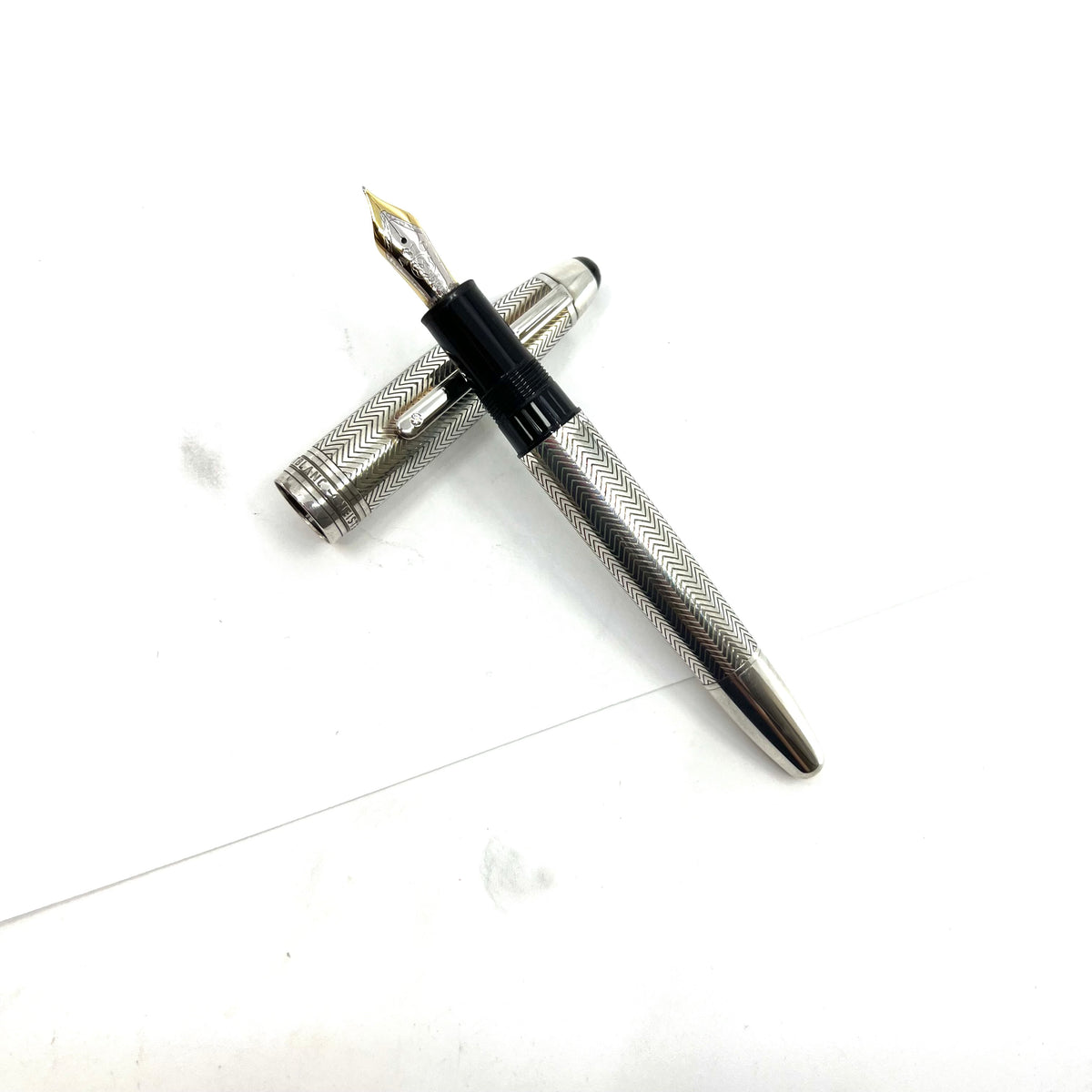 Montblanc Solitaire Sterling Silver Special Edition "Barley" LeGrand Fountain Pen - Fine 18kt Gold Nib
