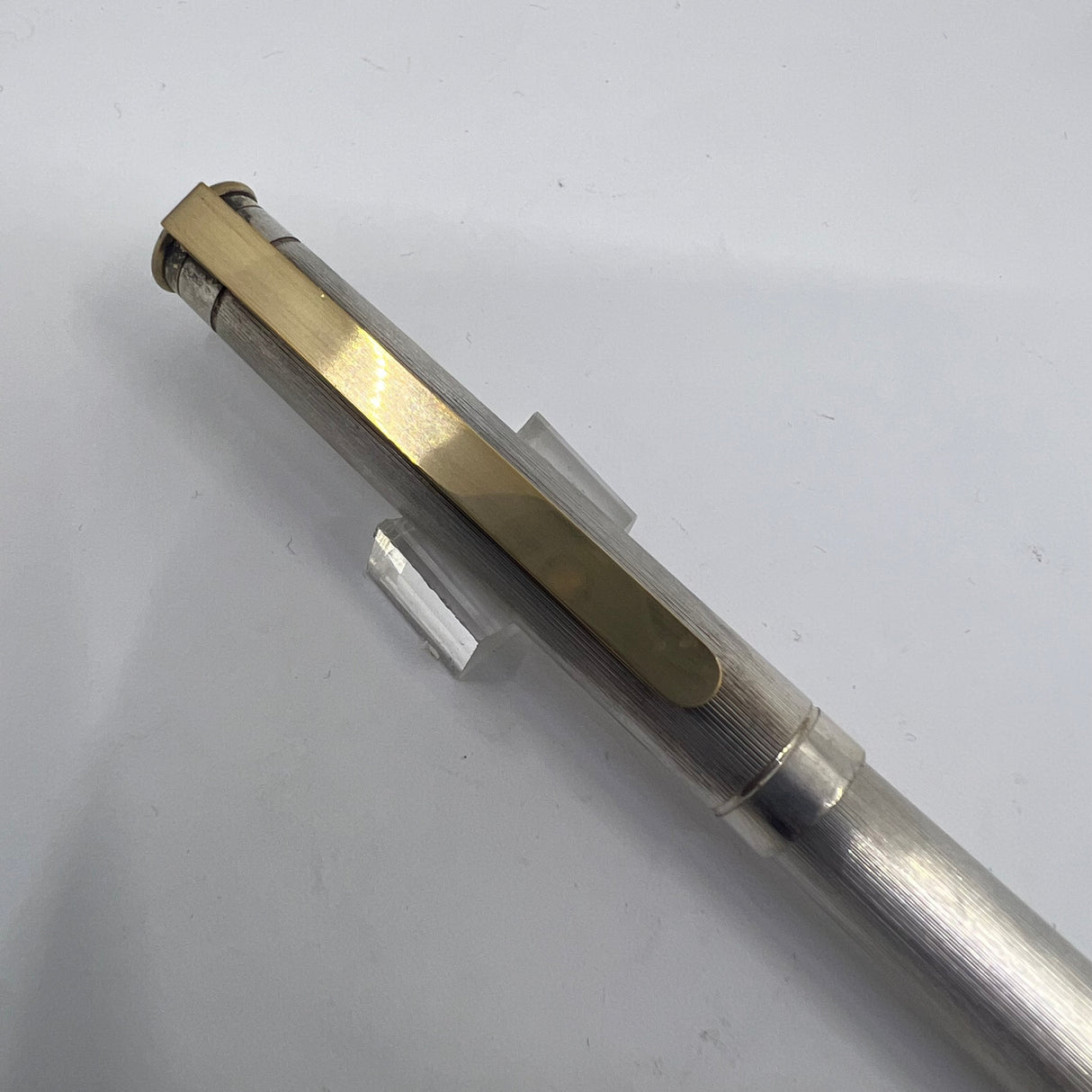 Montblanc Noblesse Silver-Plated Etched Vertical Lines Fountain Pen - Fine 18kt Gold Nib