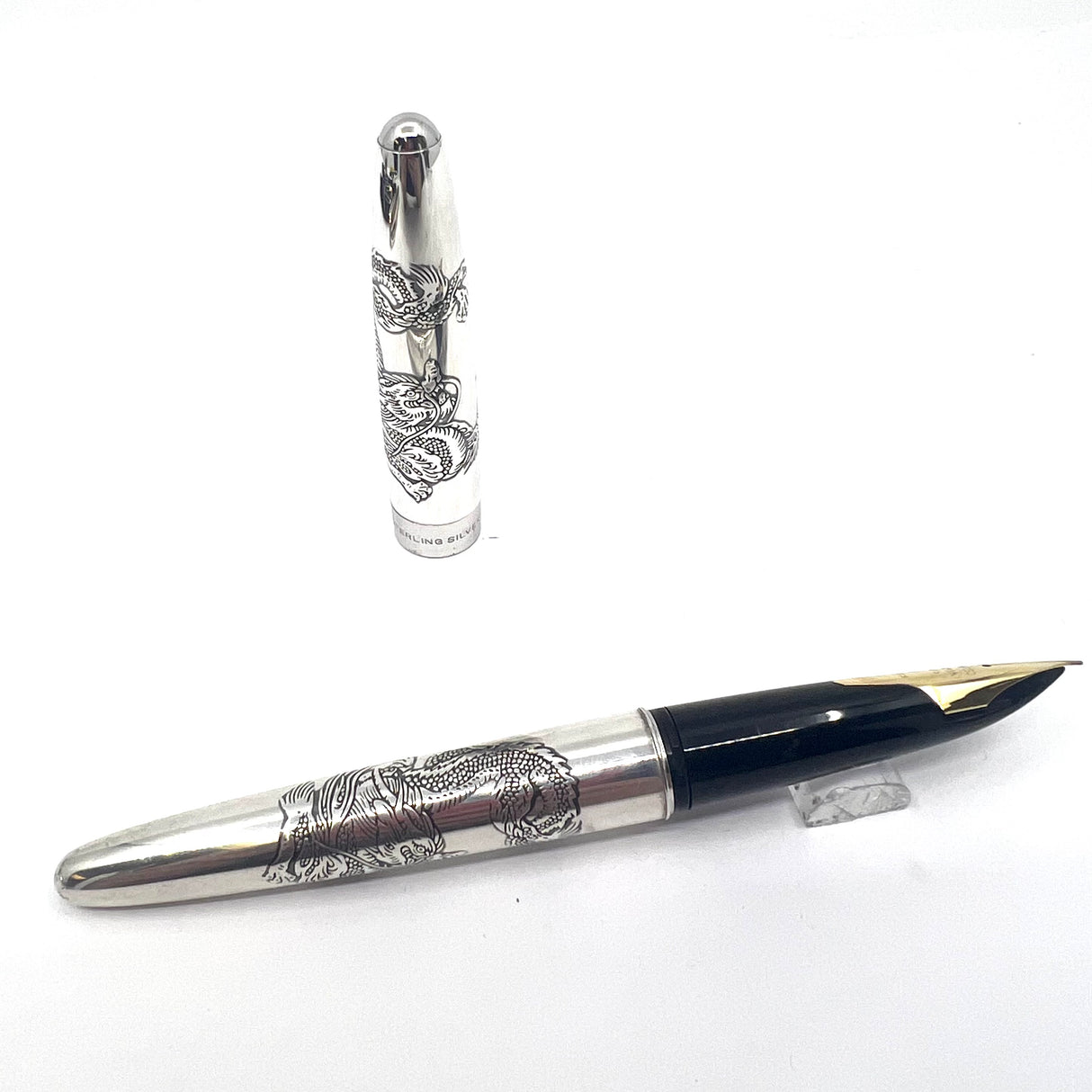 Pilot-Namiki Sterling Silver Dragon Fountain Pen - Fine 18kt Gold Nib