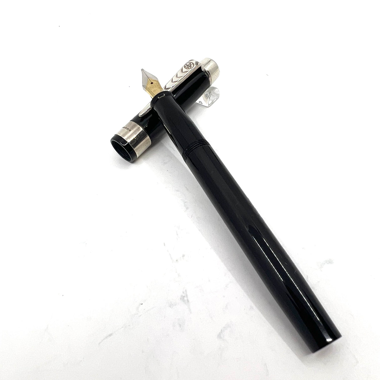 ONOTO "The Pen" Black Resin Fountain Pen