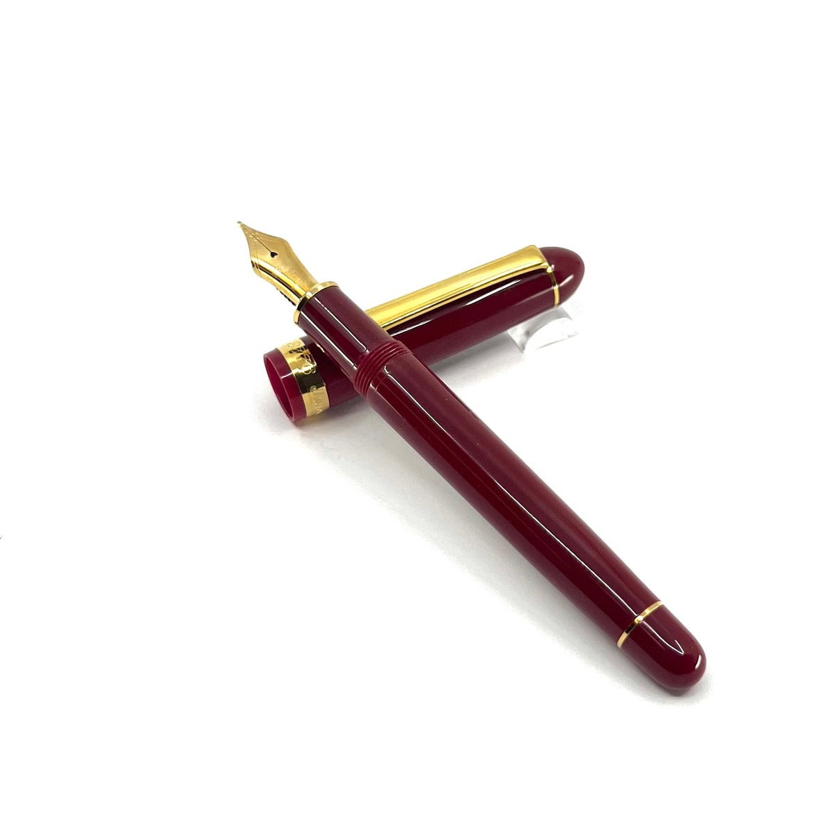 Platinum #3776 Tuscan Red Fountain Pen - Broad 14kt Gold Nib