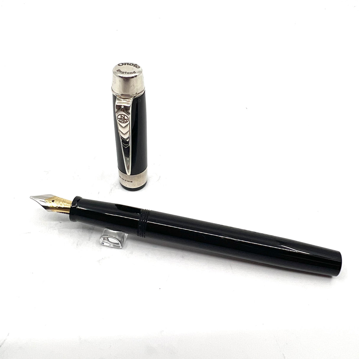 ONOTO "The Pen" Black Resin Fountain Pen