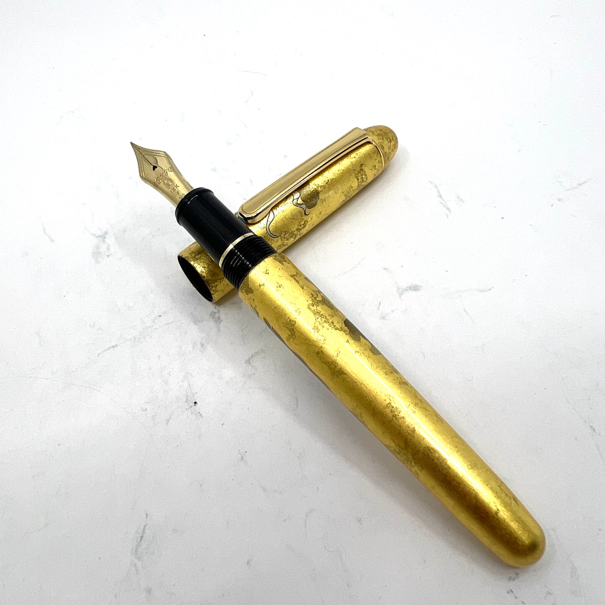 Platinum Gold Leaf Fujin Raijin (Wind God & Thunder God) Fountain Pen
