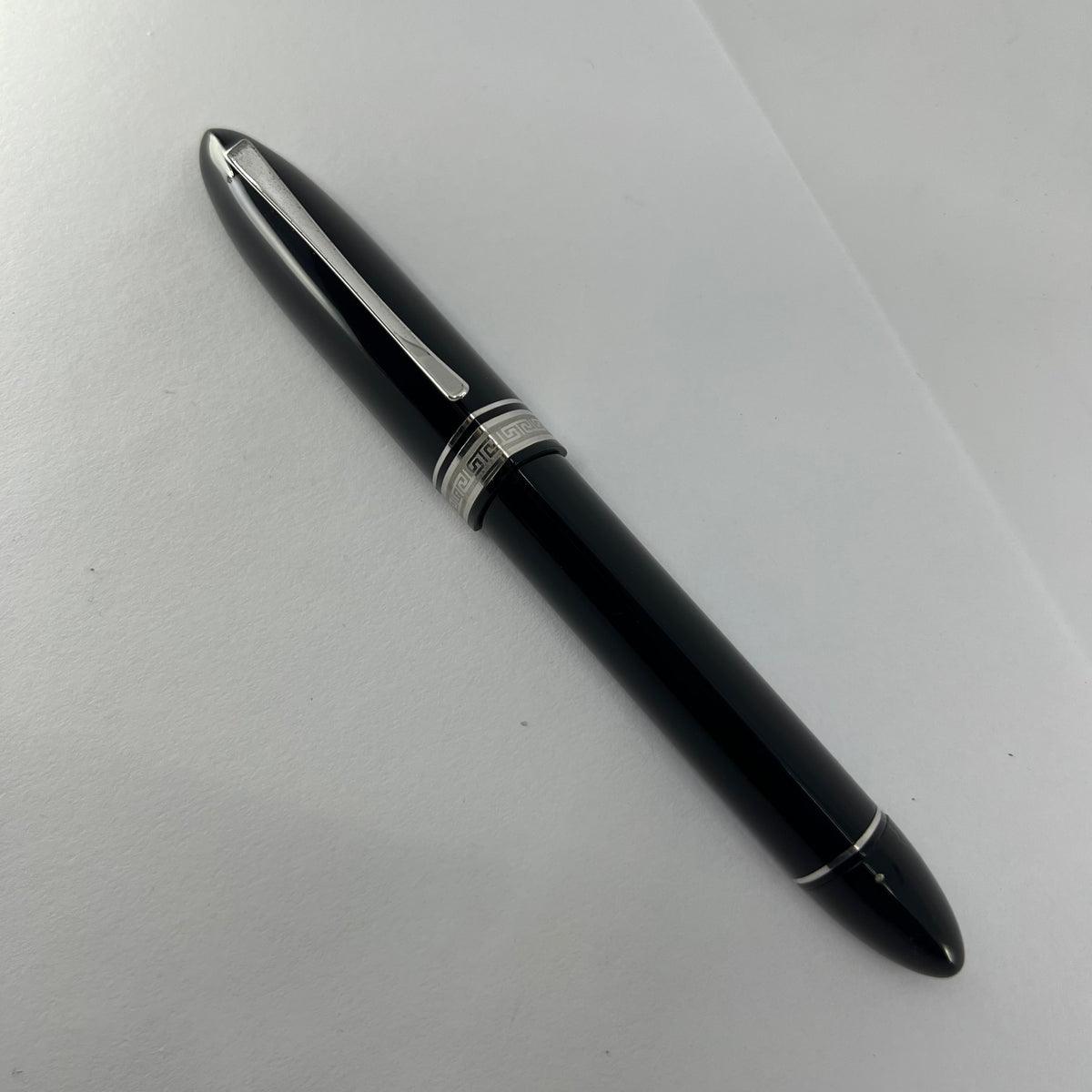 OMAS Blue/Black #360 Triangulated Fountain Pen - Medium 18kt Gold Nib