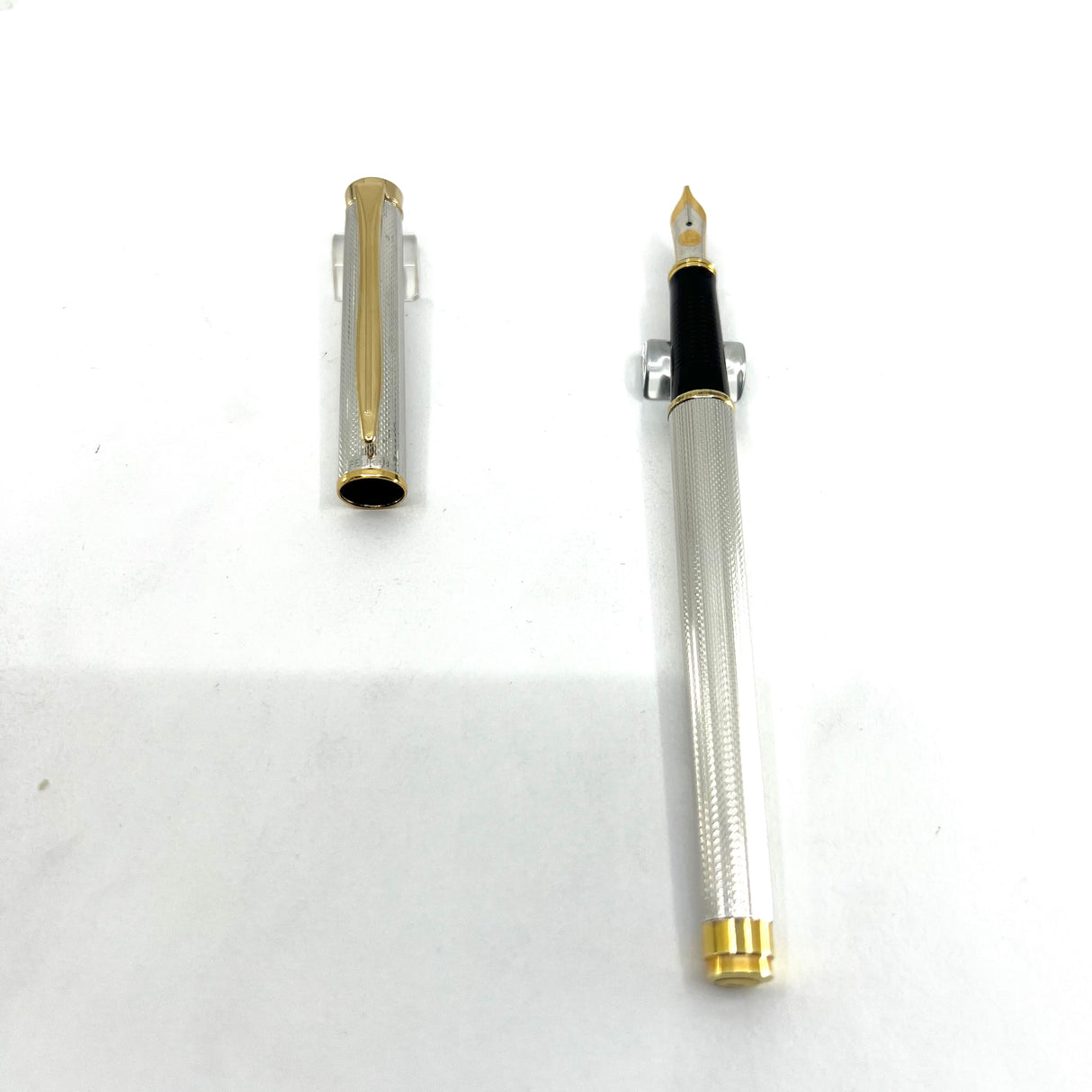 Pelikan Classic P381 Sterling Silver Barleycorn Fountain Pen - Broad 18kt Gold Nib