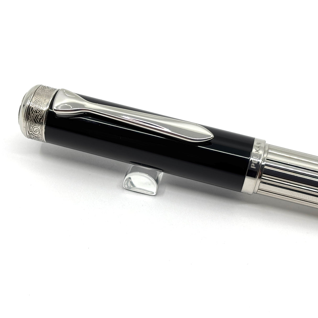 Pelikan M7005 Majesty Fountain Pen - Black Cap/Sterling Silver Barrel
