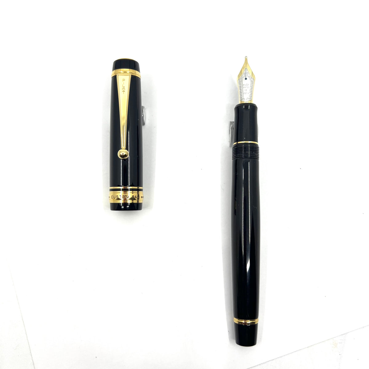 Pilot Custom 845 Black Urushi Fountain Pen (Earlier Style)
