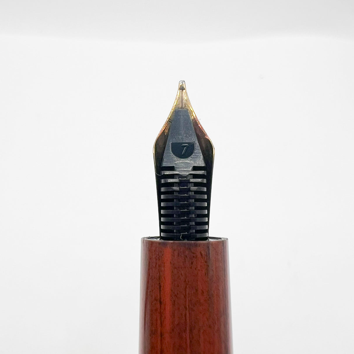 Bexley Woodgrain Ebonite Taper Cap Fountain Pen Limited Edition on behalf of Pen Collectors of America - Fine 18kt Gold Nib