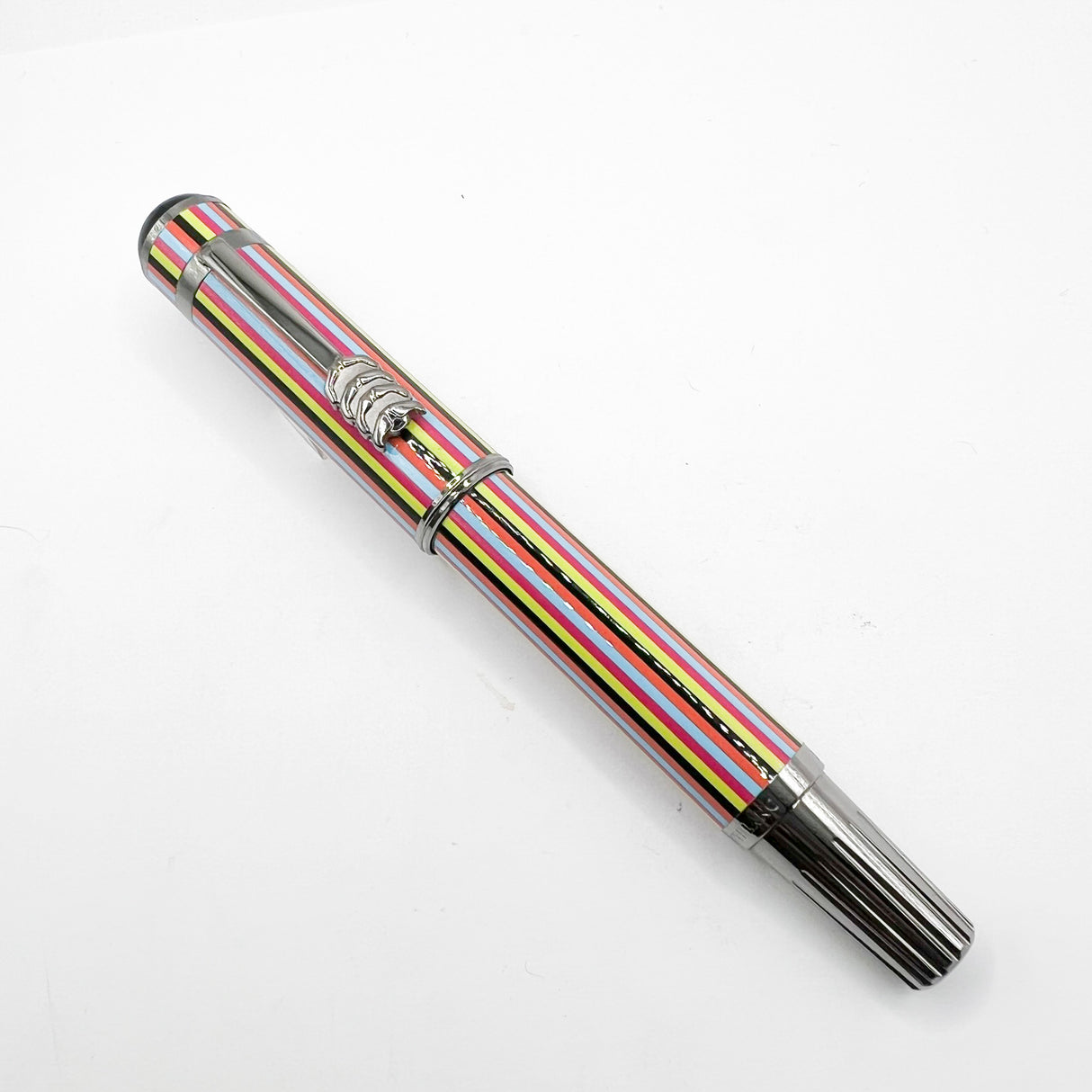 Montblanc The Beatles "Great Characters" Large Fountain Pen - Medium 18kt Gold Nib