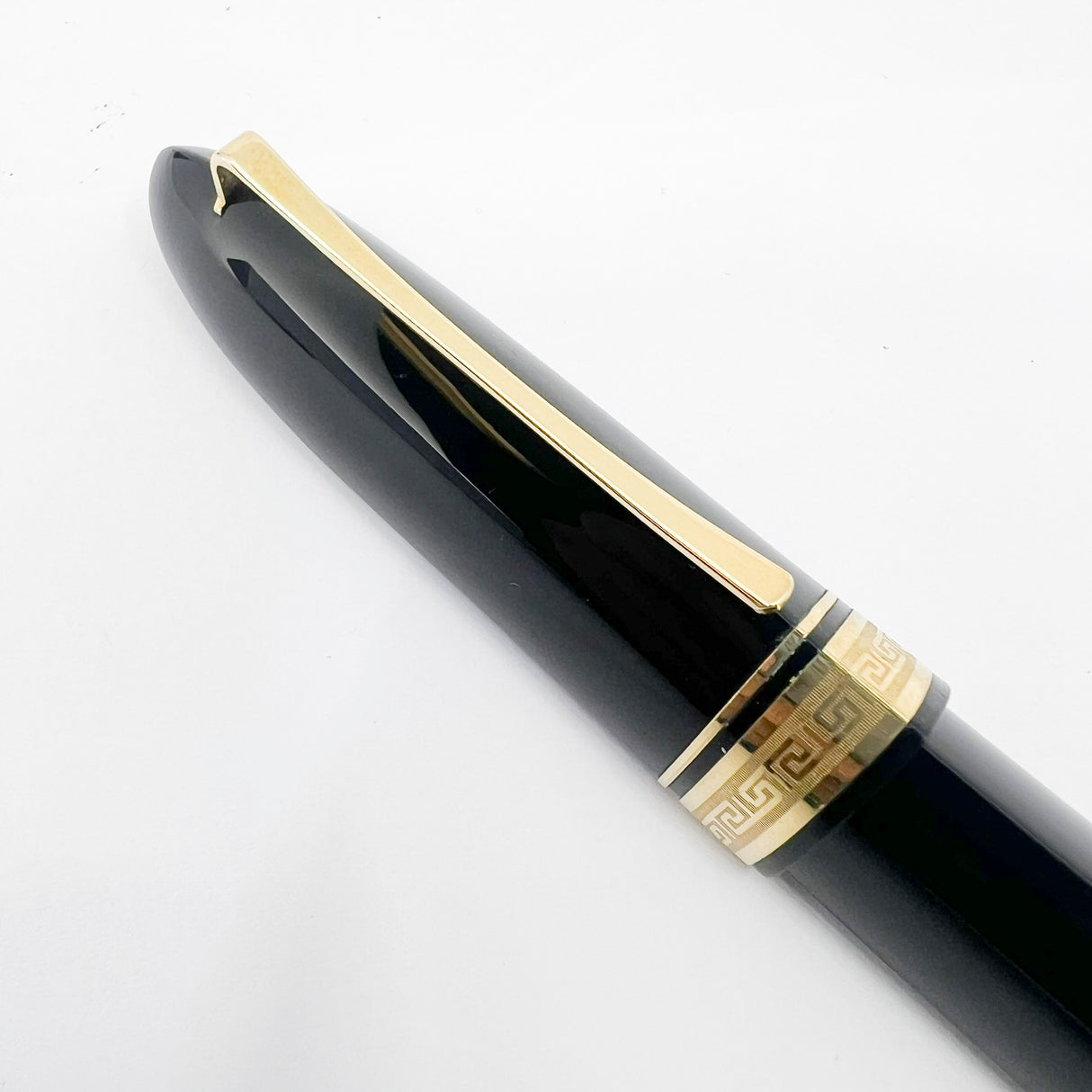 OMAS Blue/Black #360 Oversized Triangulated Fountain Pen - Fine 18kt Gold Nib
