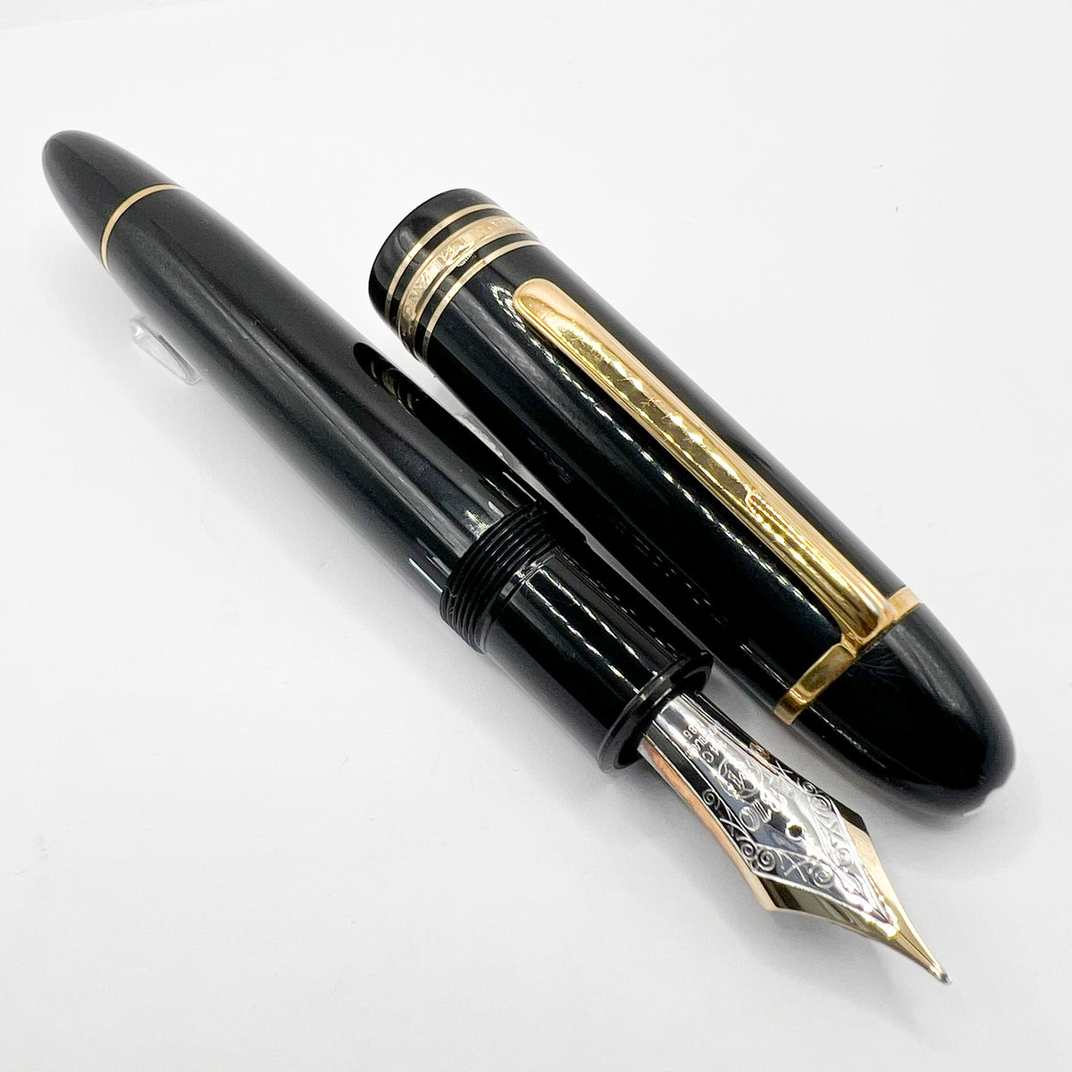 Montblanc Meisterstuck #149 (Largest) Fountain Pen - Semi-Flexible Fine 14C Gold Nib