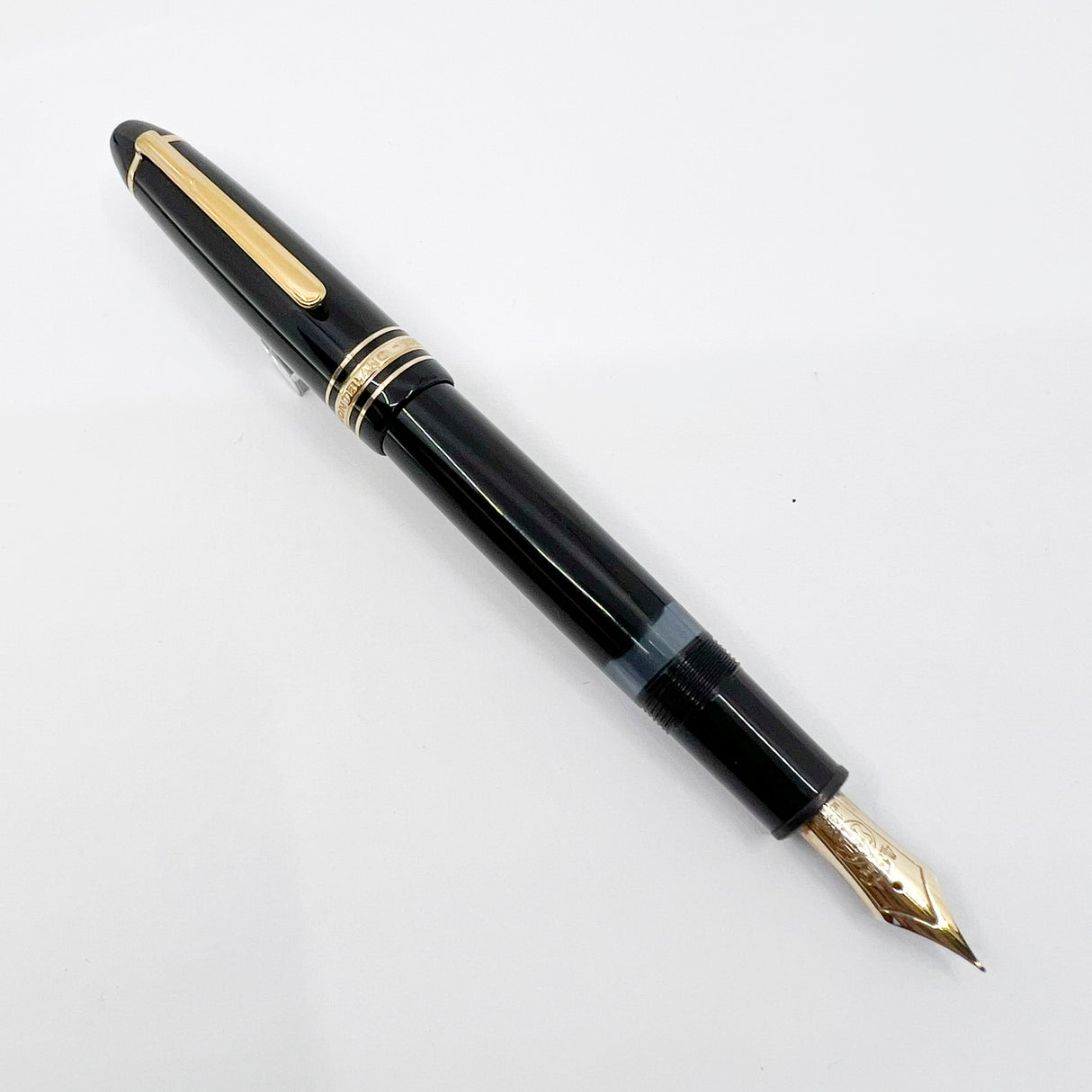 Montblanc Black Meisterstuck #146 LeGrand Fountain Pen - Extra Fine 14kt Gold Nib (Flexes to Broad Width)