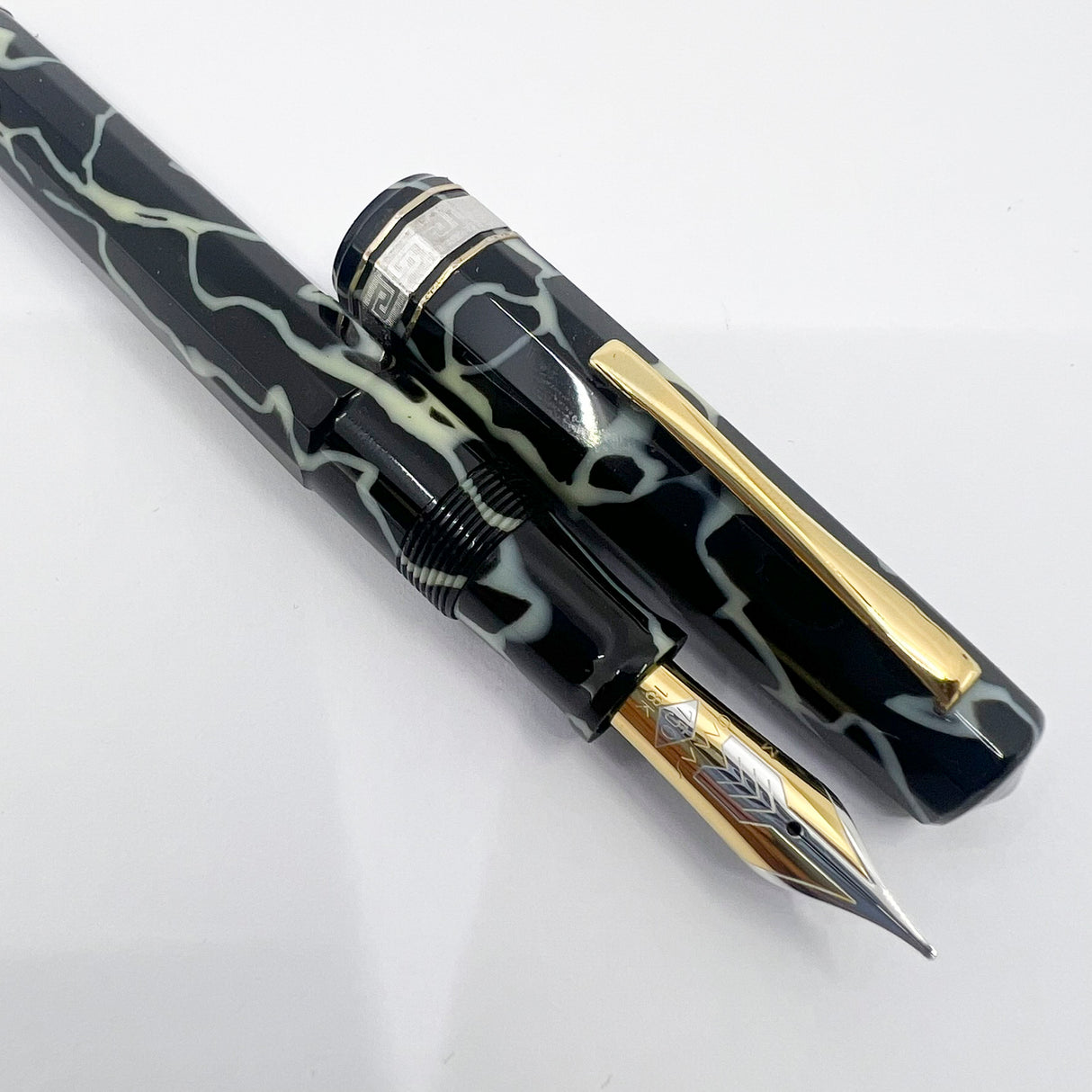 OMAS Paragon Galileo Black & Pearl Marbled Celluloid Limited Edition Fountain Pen - Medium 18kt Gold Nib