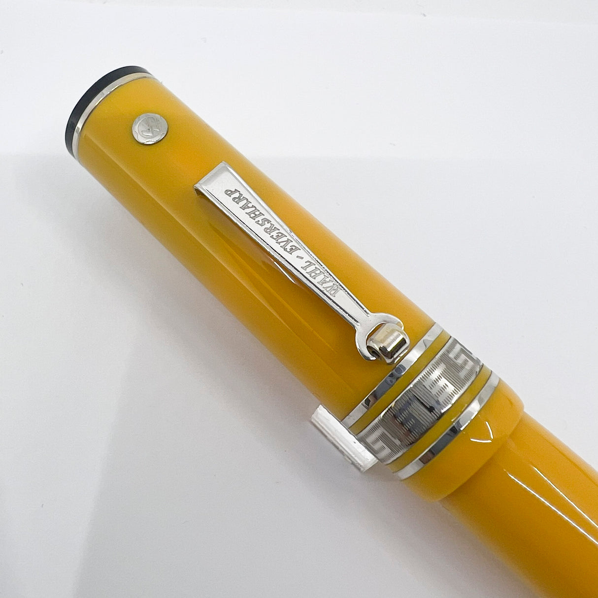 Wahl Eversharp Yellow Decoband Oversized Fountain Pen - Medium #8 Size 14kt Gold Nib