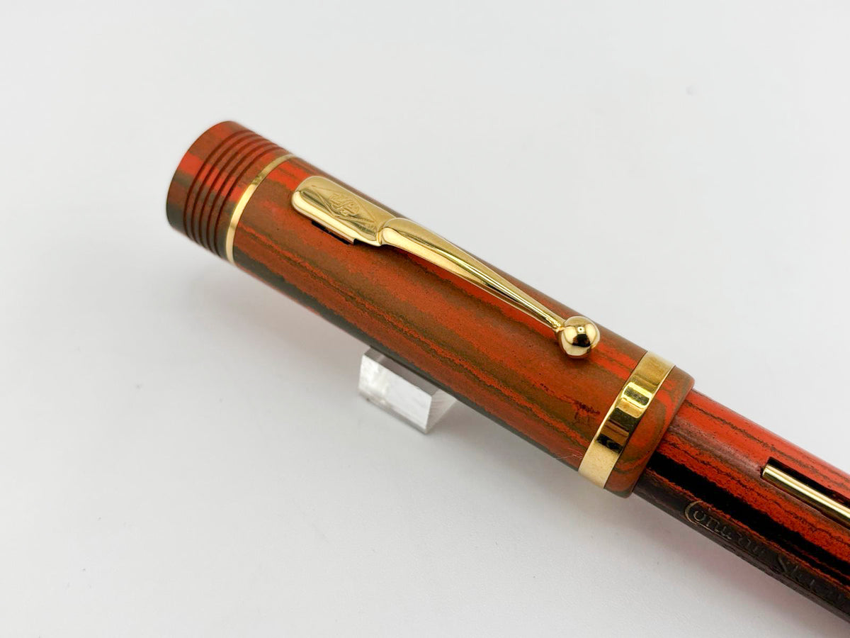 Conway Stewart Winston Churchill Woodgrain Ebonite Fountain Pen - Medium 18kt Gold Nib