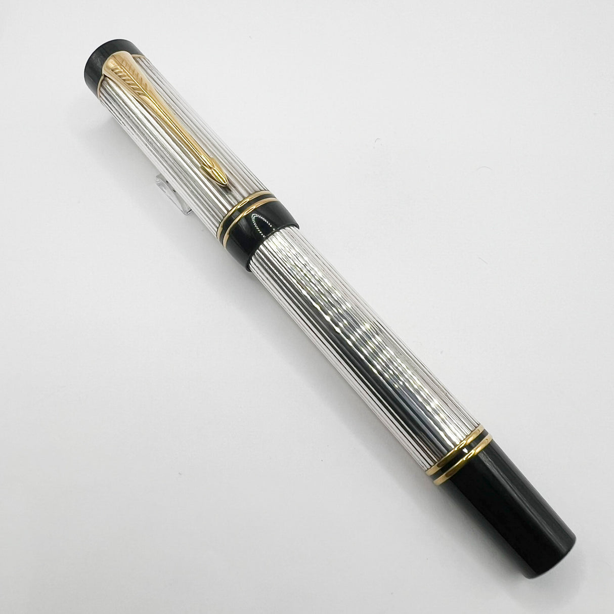 Parker Duofold Centennial (Largest Size) Sterling Silver Fountain Pen - Medium 18kt Gold Nib