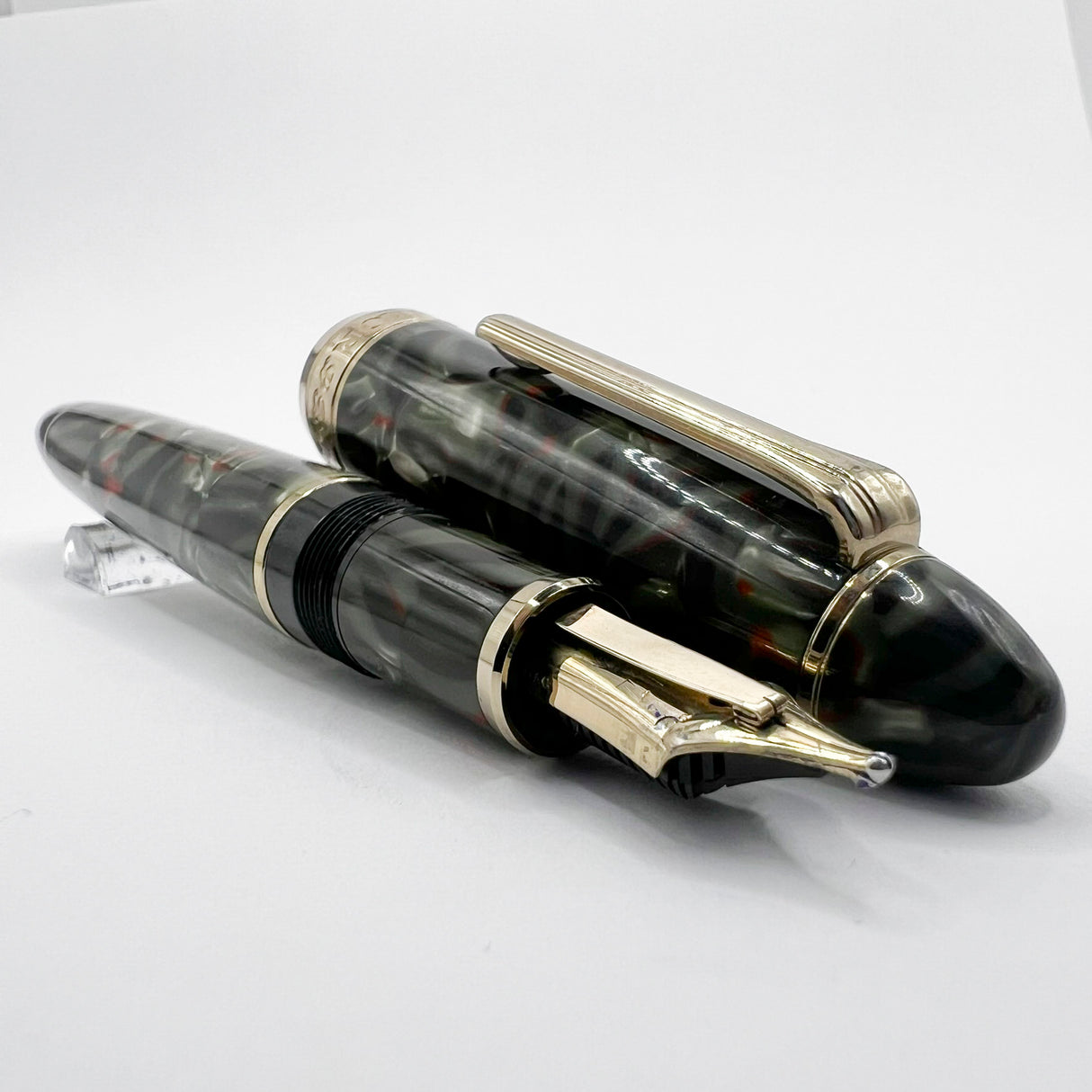 Classic Pens LB1 - The "Nagahara" by Sailor #96/100 - A Naginata Cross Emperor Broad 21kt Gold Nib (2003)!