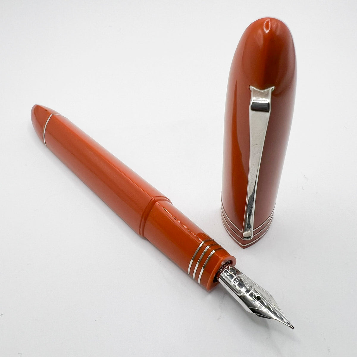 OMAS #360 for Armando Simoni Club Orange Triangulated Fountain Pen (Circa 1999) - Medium 18kt Gold Nib