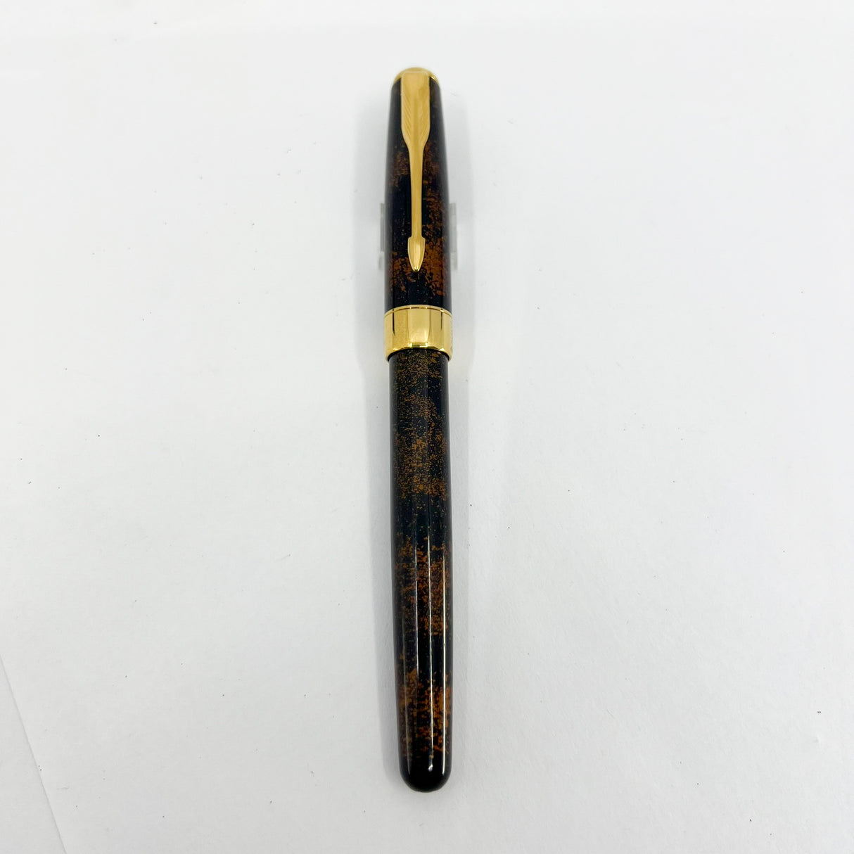 Parker Sonnet Chinese Laque Vision Fonce/Dark Brown & Gold Flecks Fountain Pen - Medium 18kt Gold Nib - Tiffany Version with "Raised T" Embedded in Cap Top