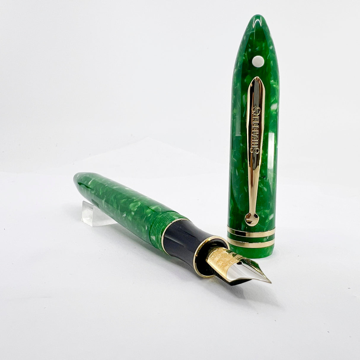 Sheaffer Balance Marbled Jade Green Fountain Pen - Extra Fine 18kt Gold Nib