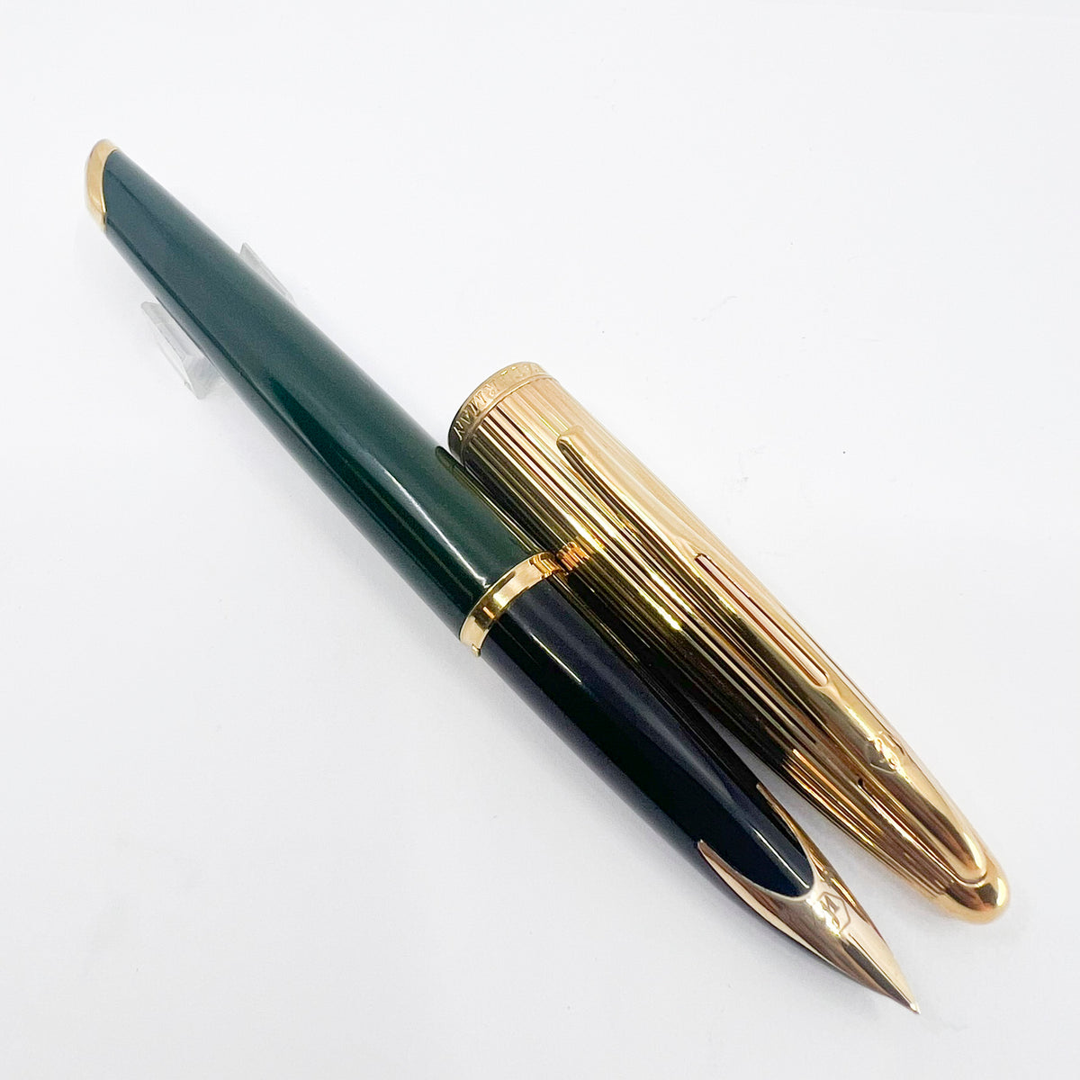 Waterman Carene Deluxe Green Barrel/Gold-Plated Fluted Cap Fountain Pen - Fine 18kt Gold Nib