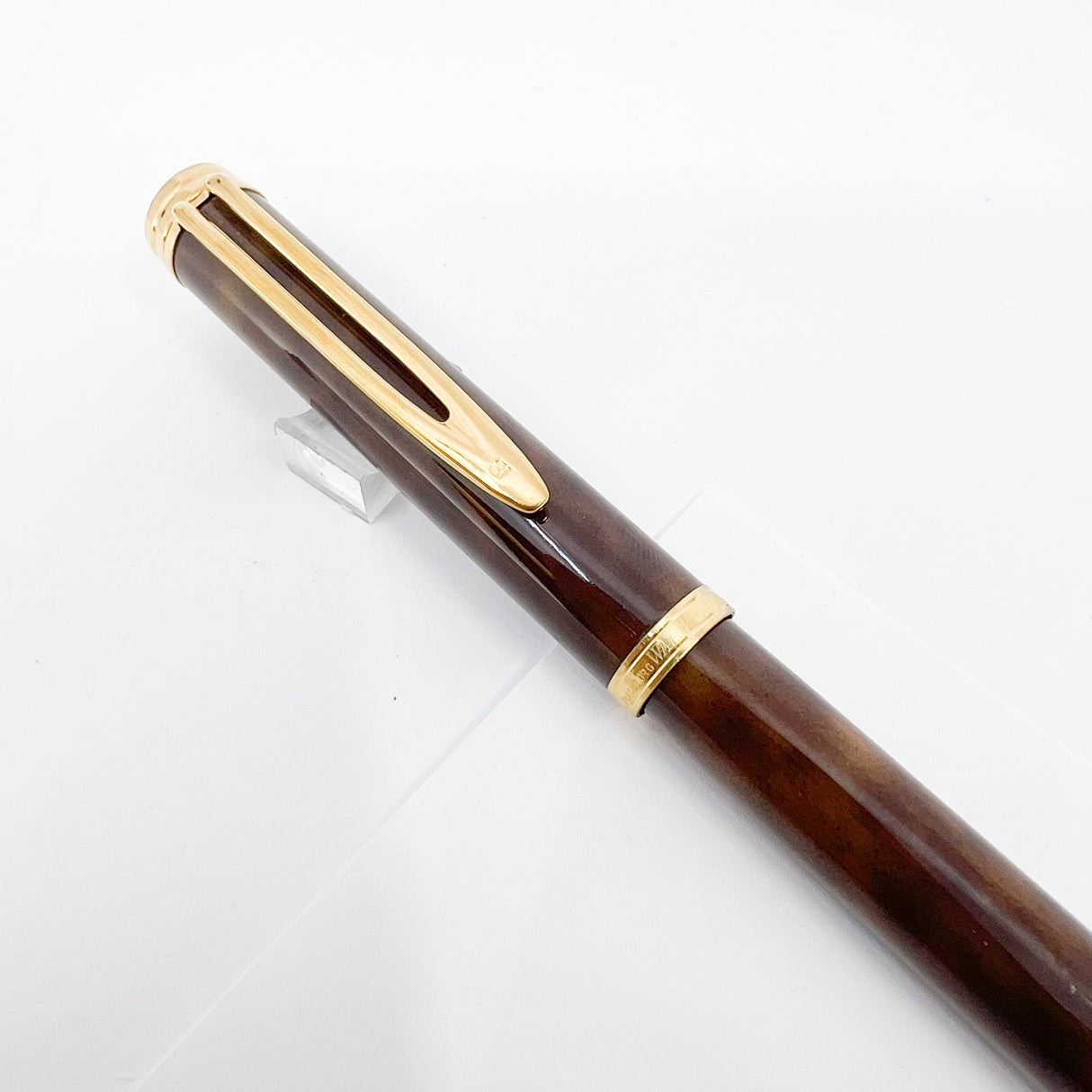 Waterman Gentleman Marbled Brown/Beige Lacquer Fountain Pen - Broad 18kt Gold Nib