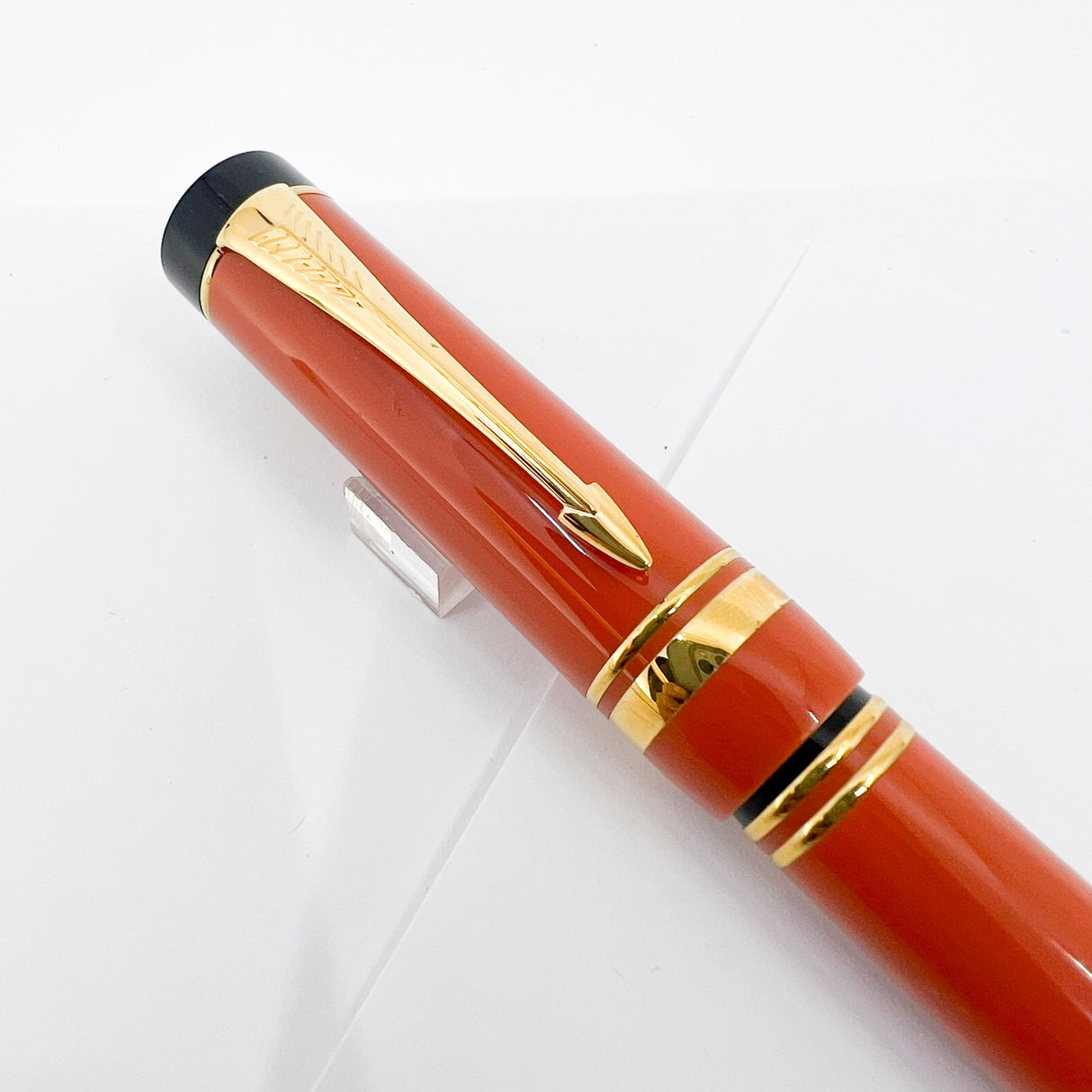 Parker International Duofold Orange Fountain Pen - Medium 18kt Gold Nib