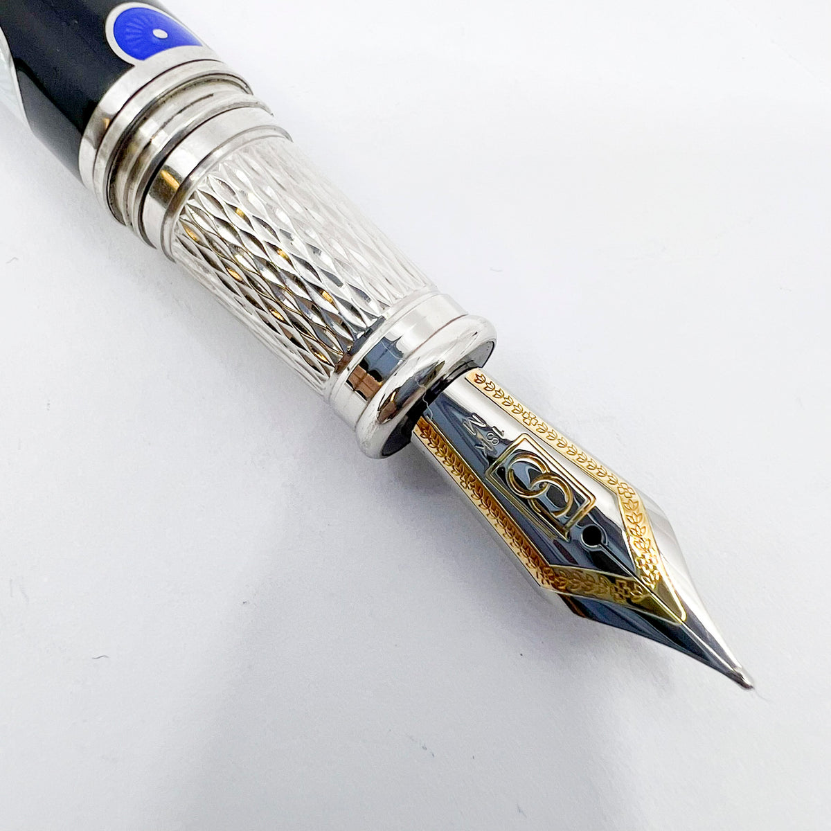 David Oscarson Pierrot Pierrette Fountain Pen Limited Edition of 88 Pens - Medium 18kt Gold Nib
