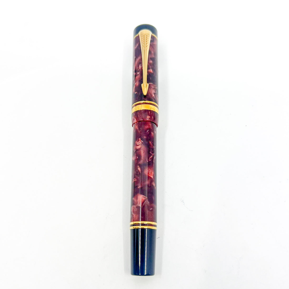 Parker Centennial (Largest Size) Marbled Maroon Duofold Fountain Pen (Circa 1990) - Medium 18kt Gold Nib