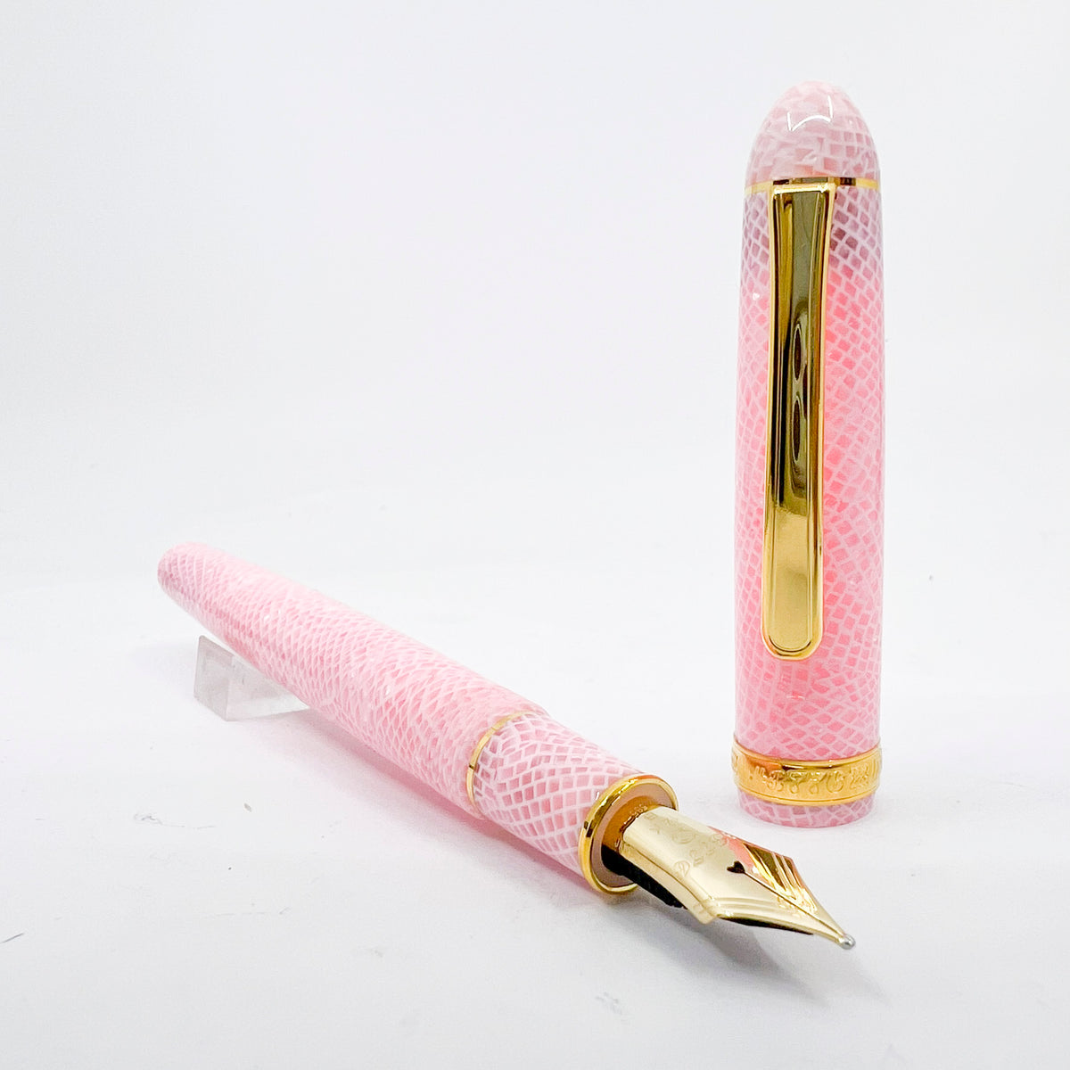 Platinum #3776 Century Celluloid Cherry Blossom Fountain Pen - Broad 14kt Gold Nib