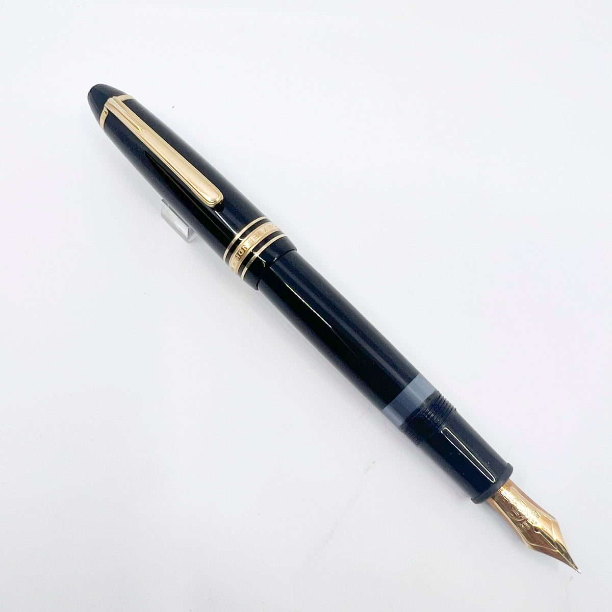 Montblanc #146 LeGrand Meisterstuck Black Resin Fountain Pen - Flexible Extra-Fine 14kt Gold Nib