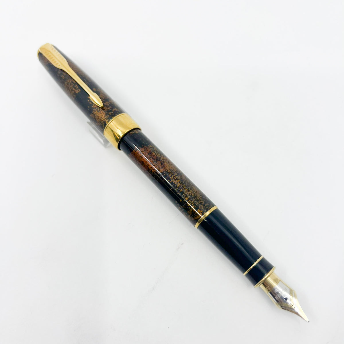 Parker Sonnet Chinese Laque Vision Fonce/Dark Brown & Gold Flecks Fountain Pen - Fine 18kt Gold Nib