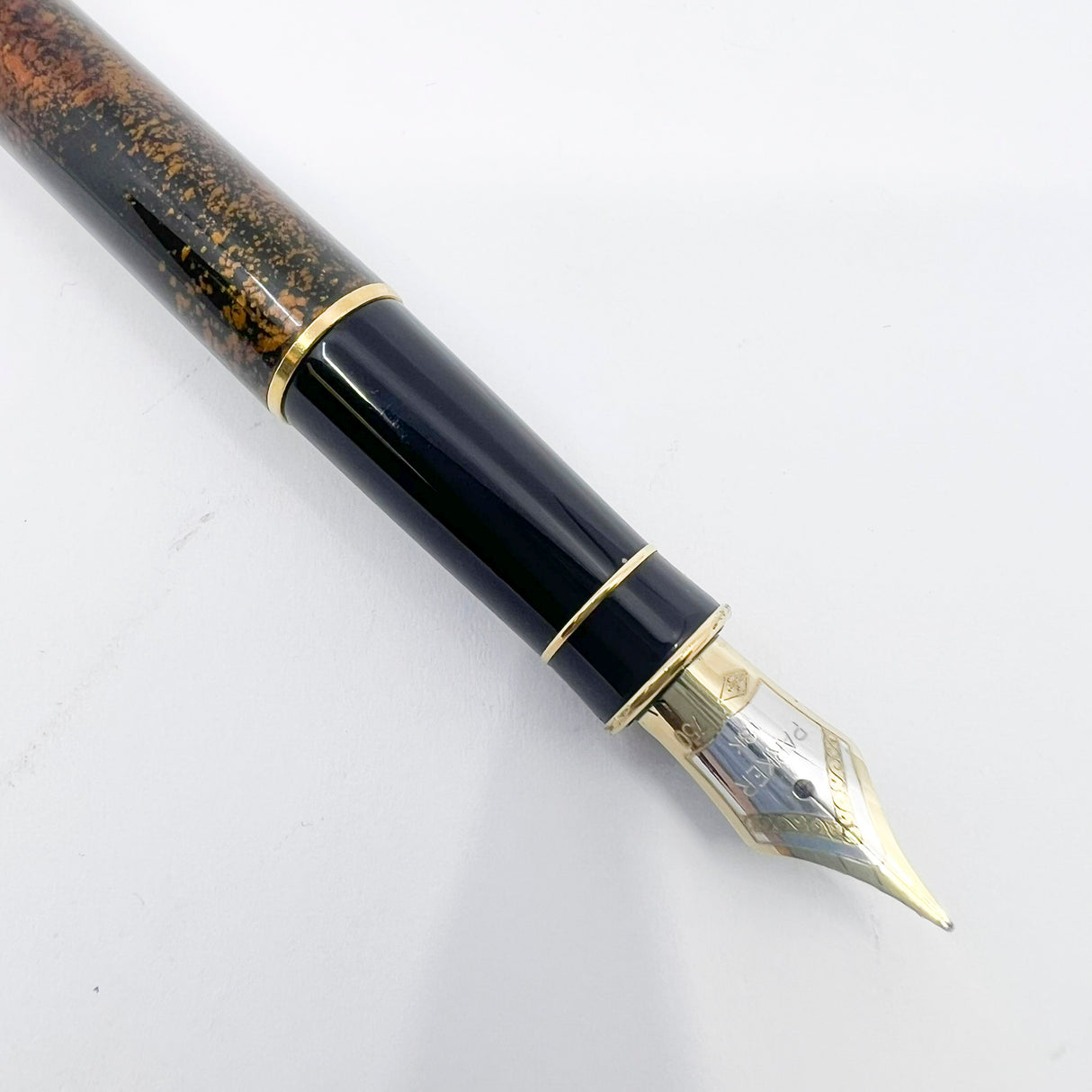 Parker Sonnet Chinese Laque Vision Fonce/Dark Brown & Gold Flecks Fountain Pen - Fine 18kt Gold Nib